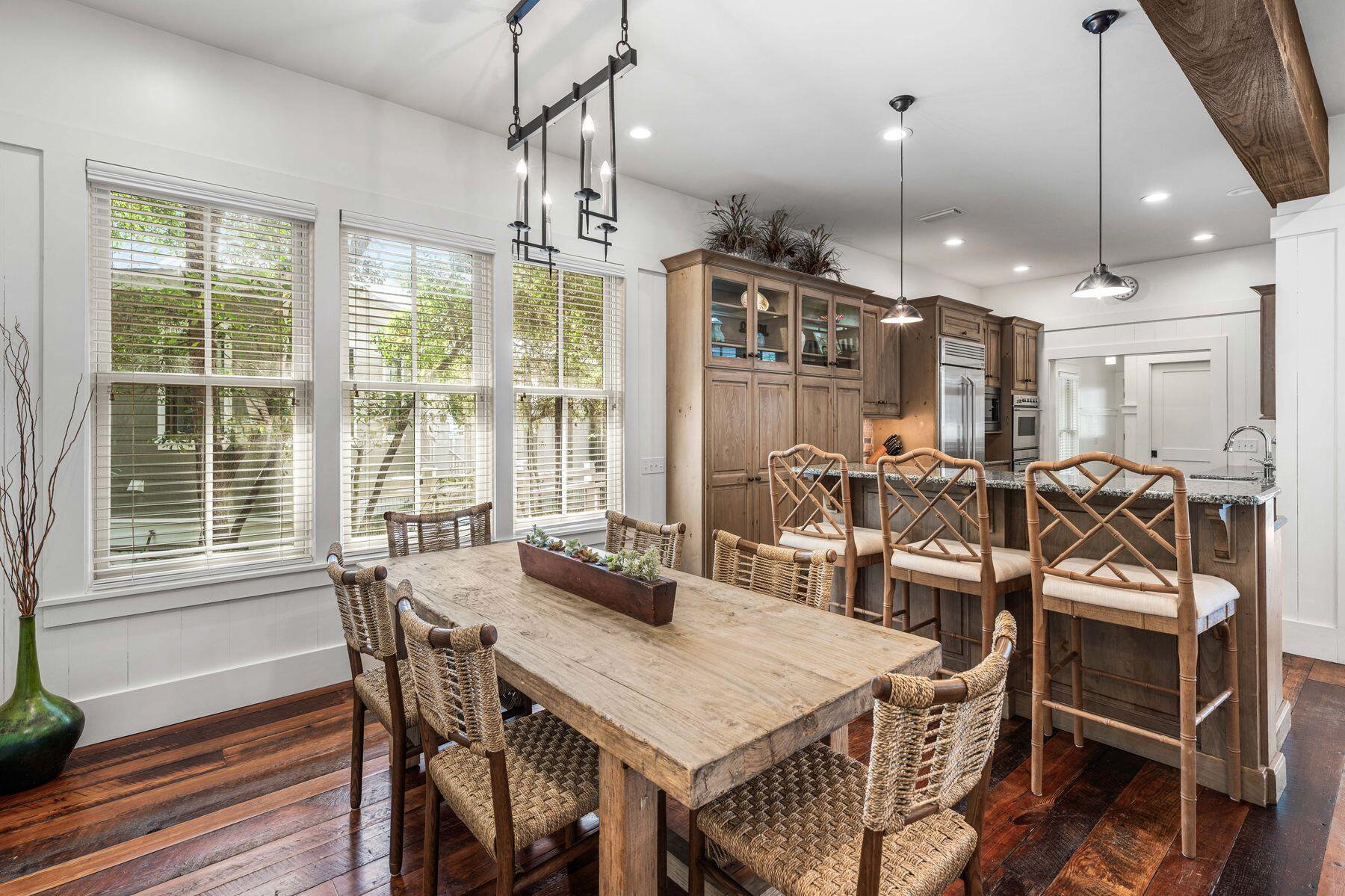 97 Running Oak Circle