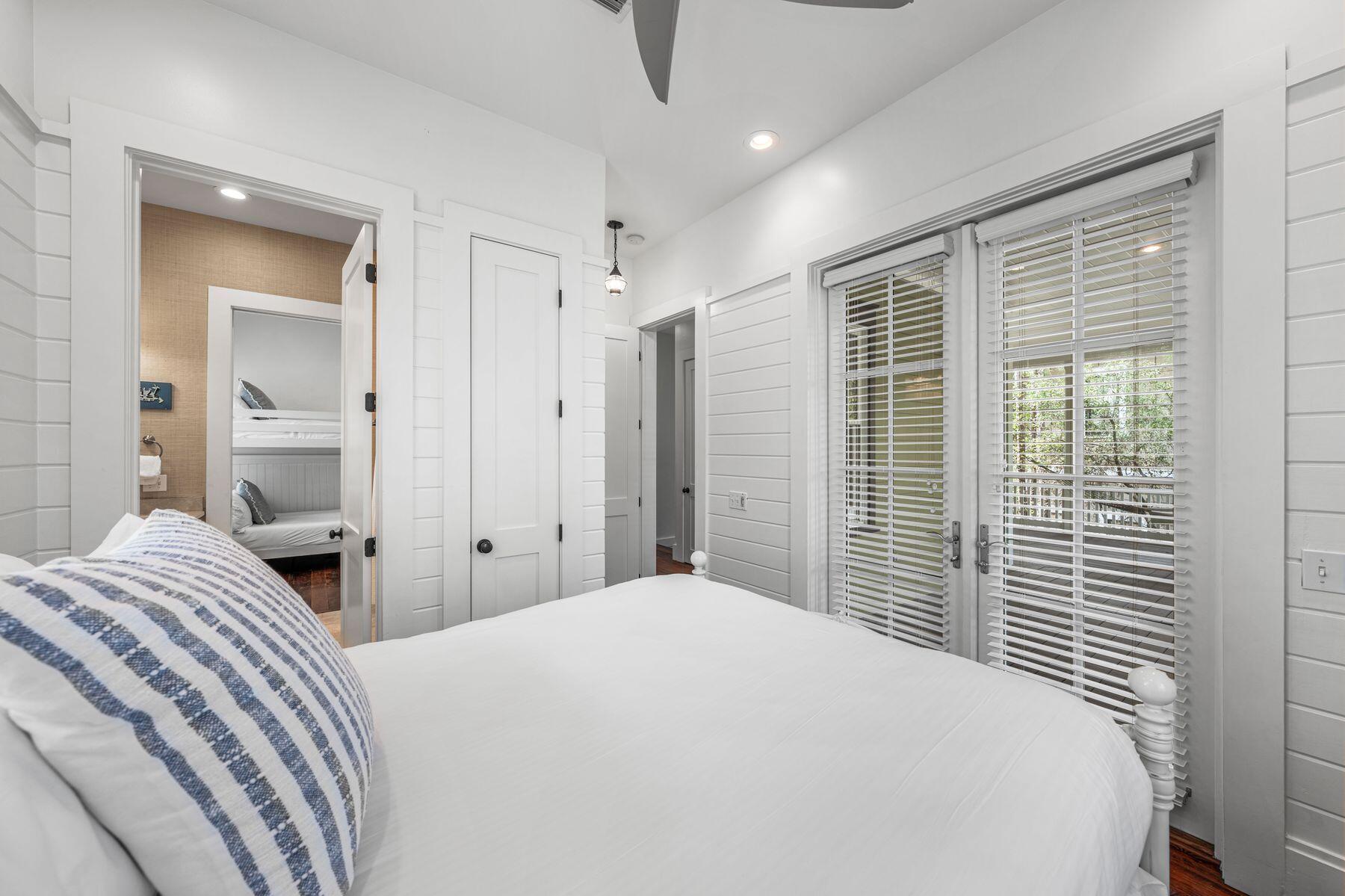 97 Running Oak Circle