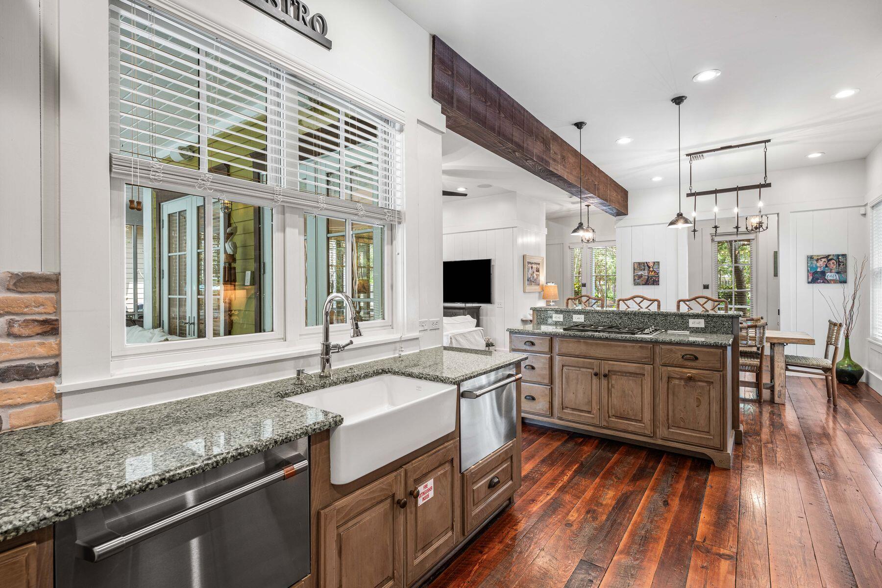 97 Running Oak Circle