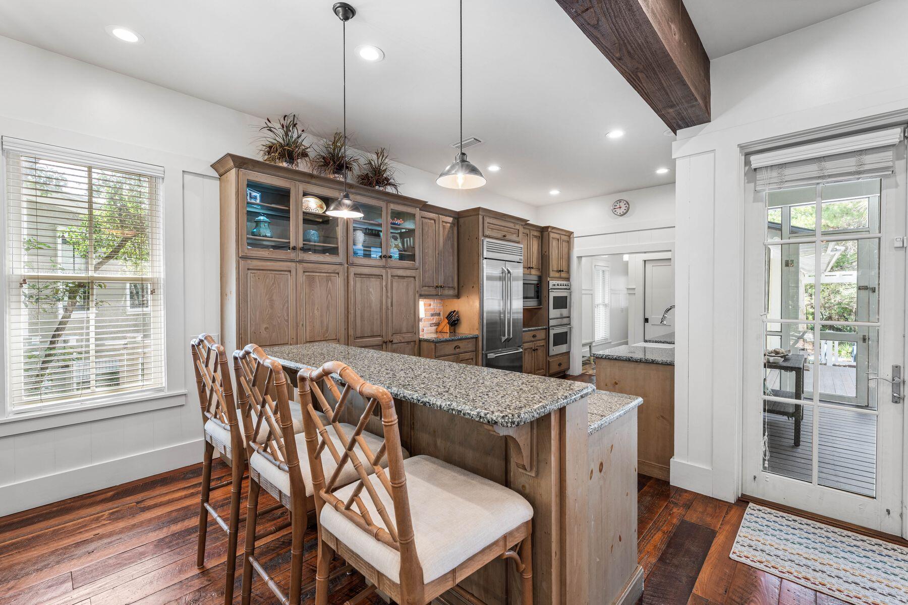 97 Running Oak Circle