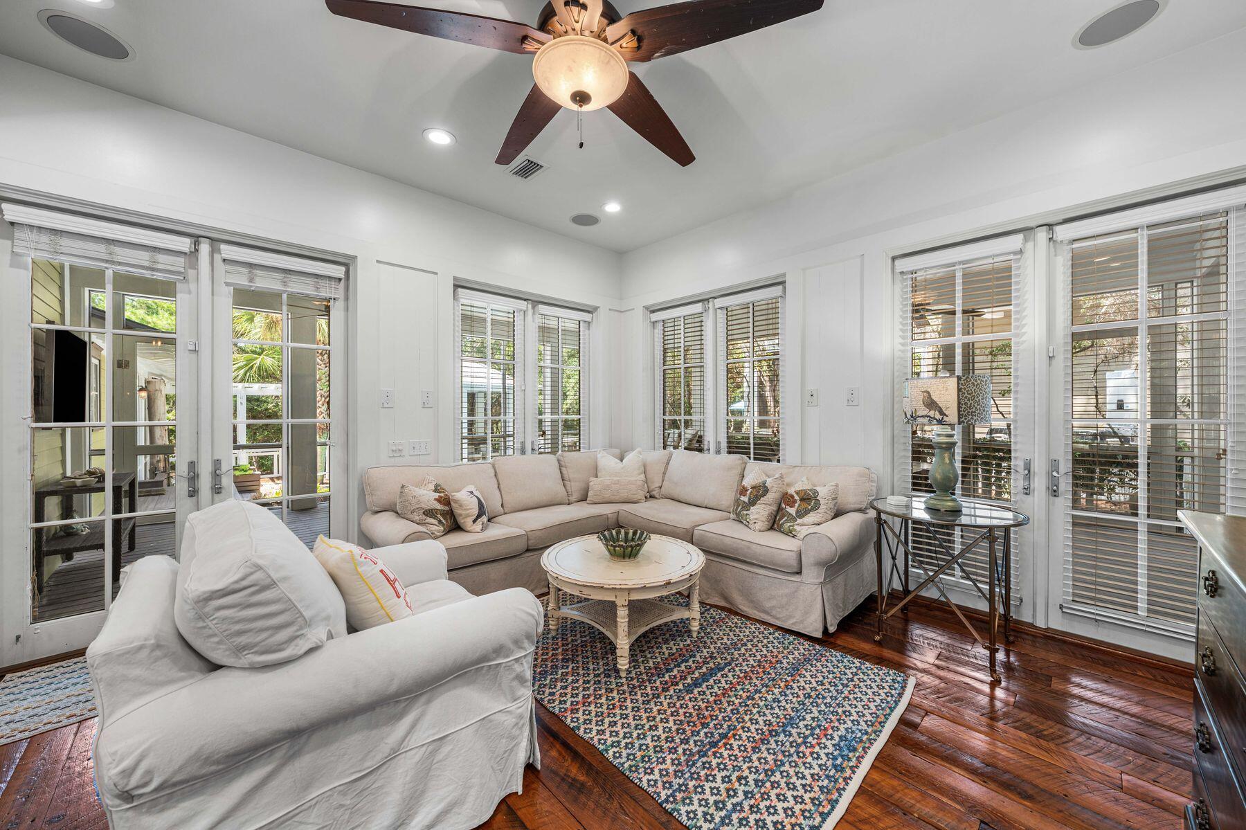 97 Running Oak Circle