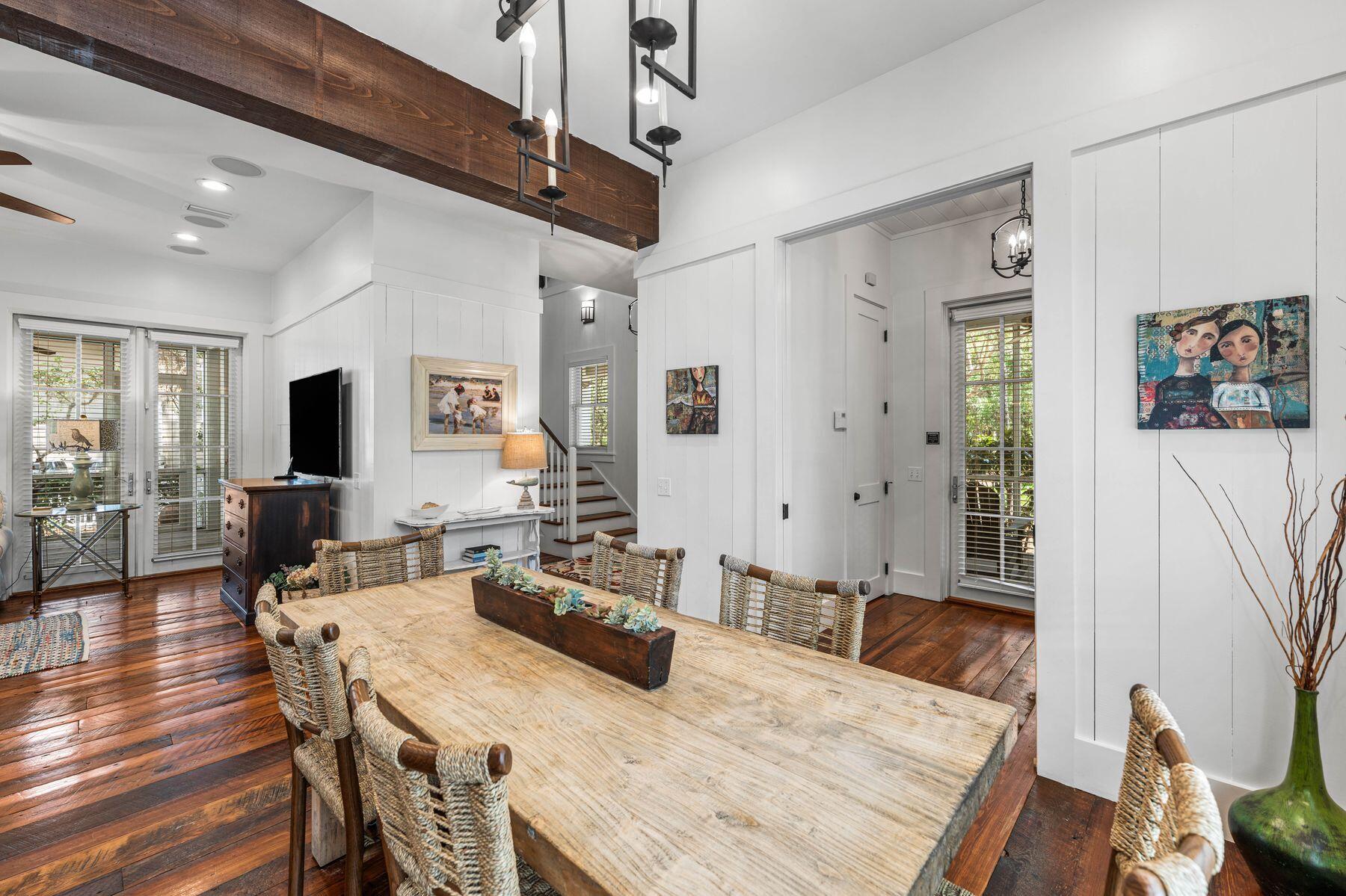 97 Running Oak Circle