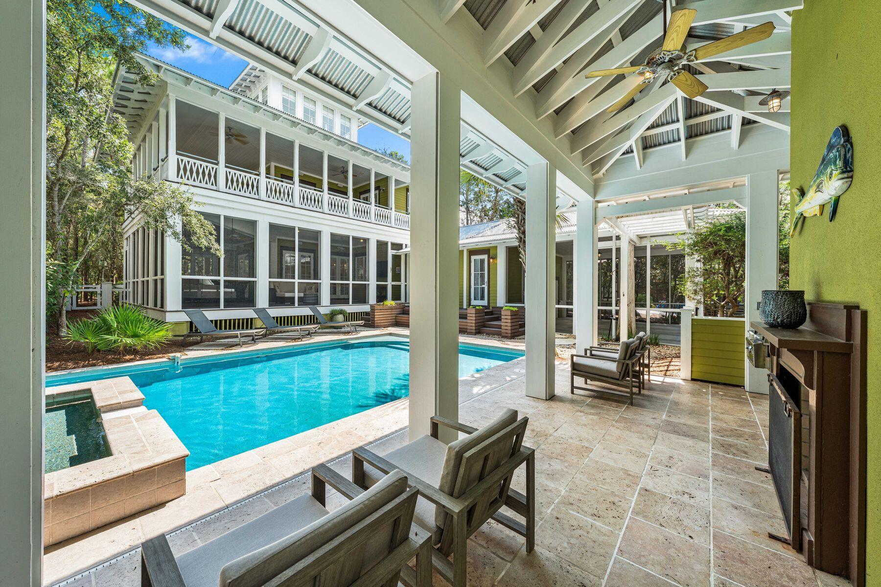 97 Running Oak Circle