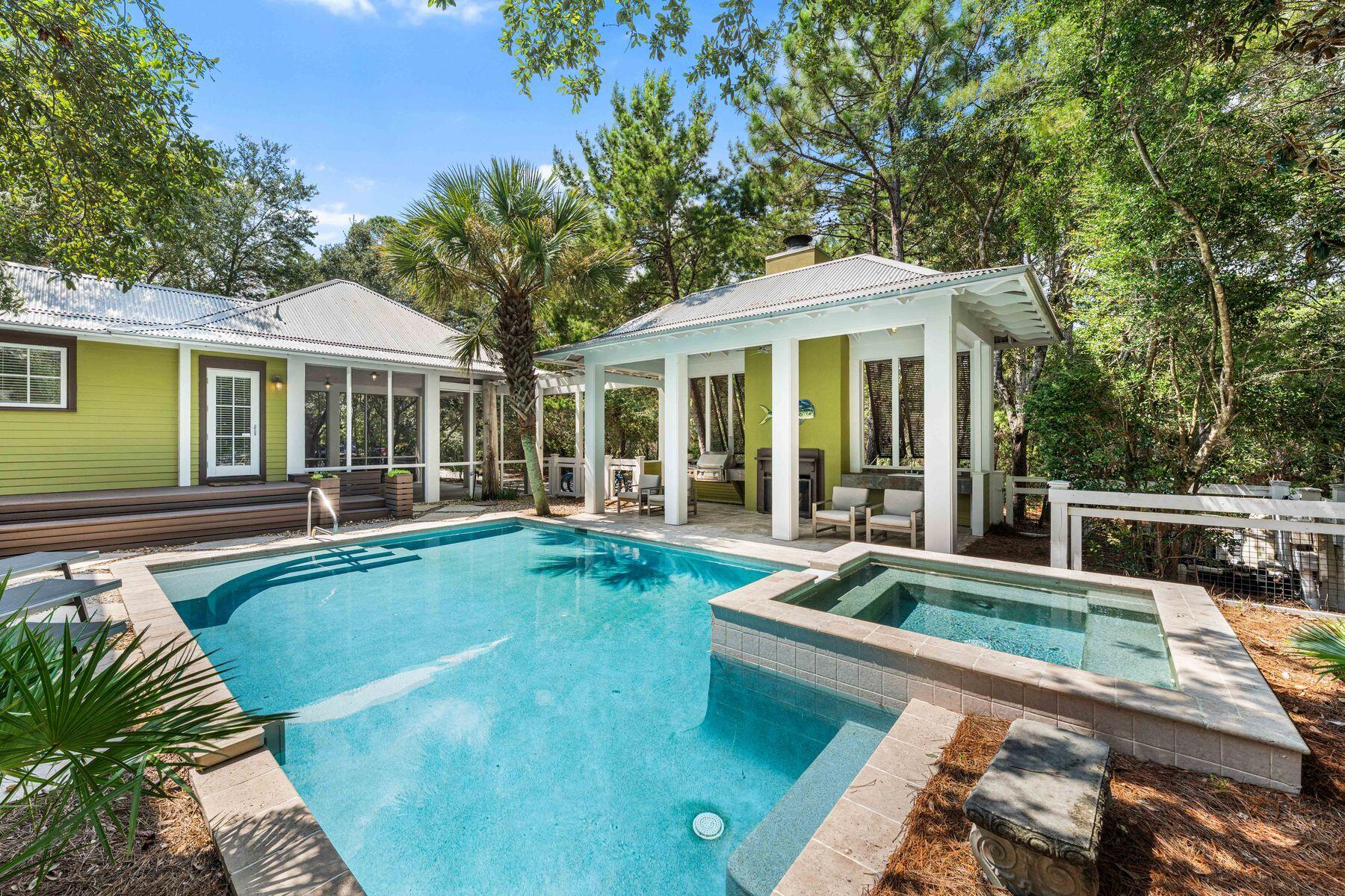 97 Running Oak Circle