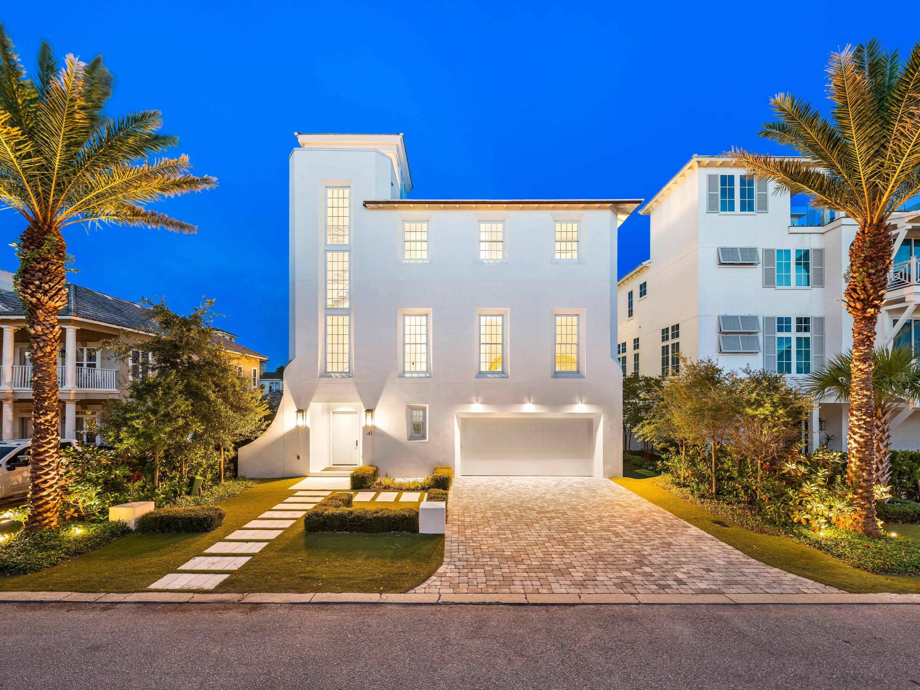 41 Elysee Court