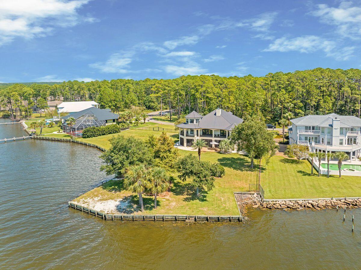4544 Bayside Drive