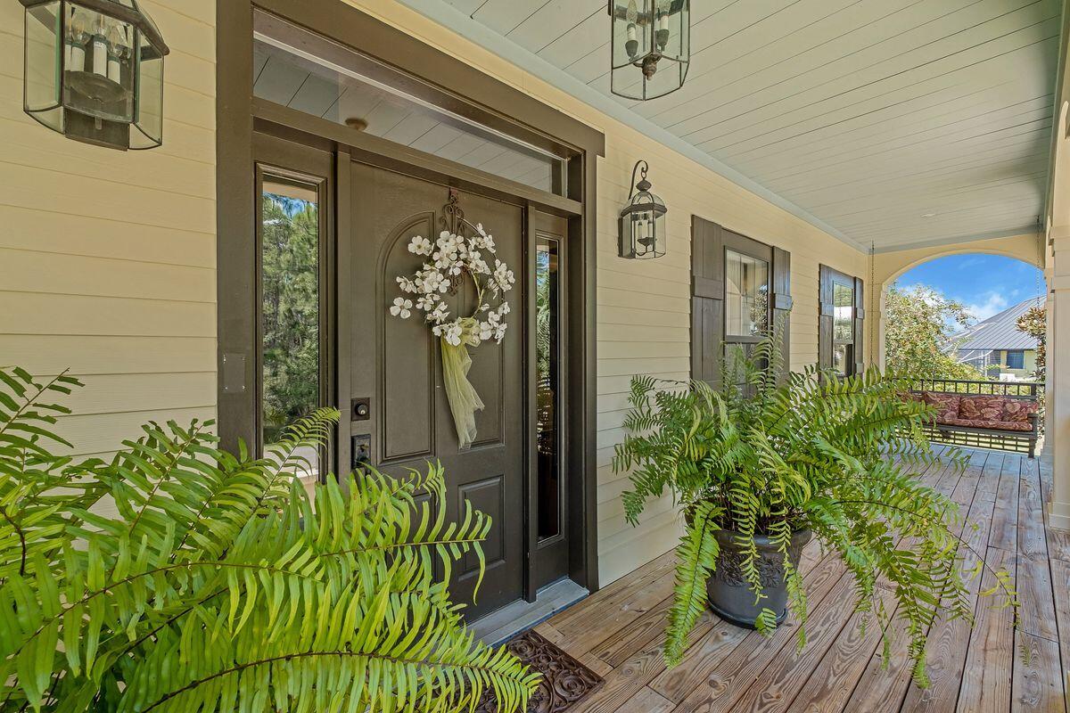 4544 Bayside Drive