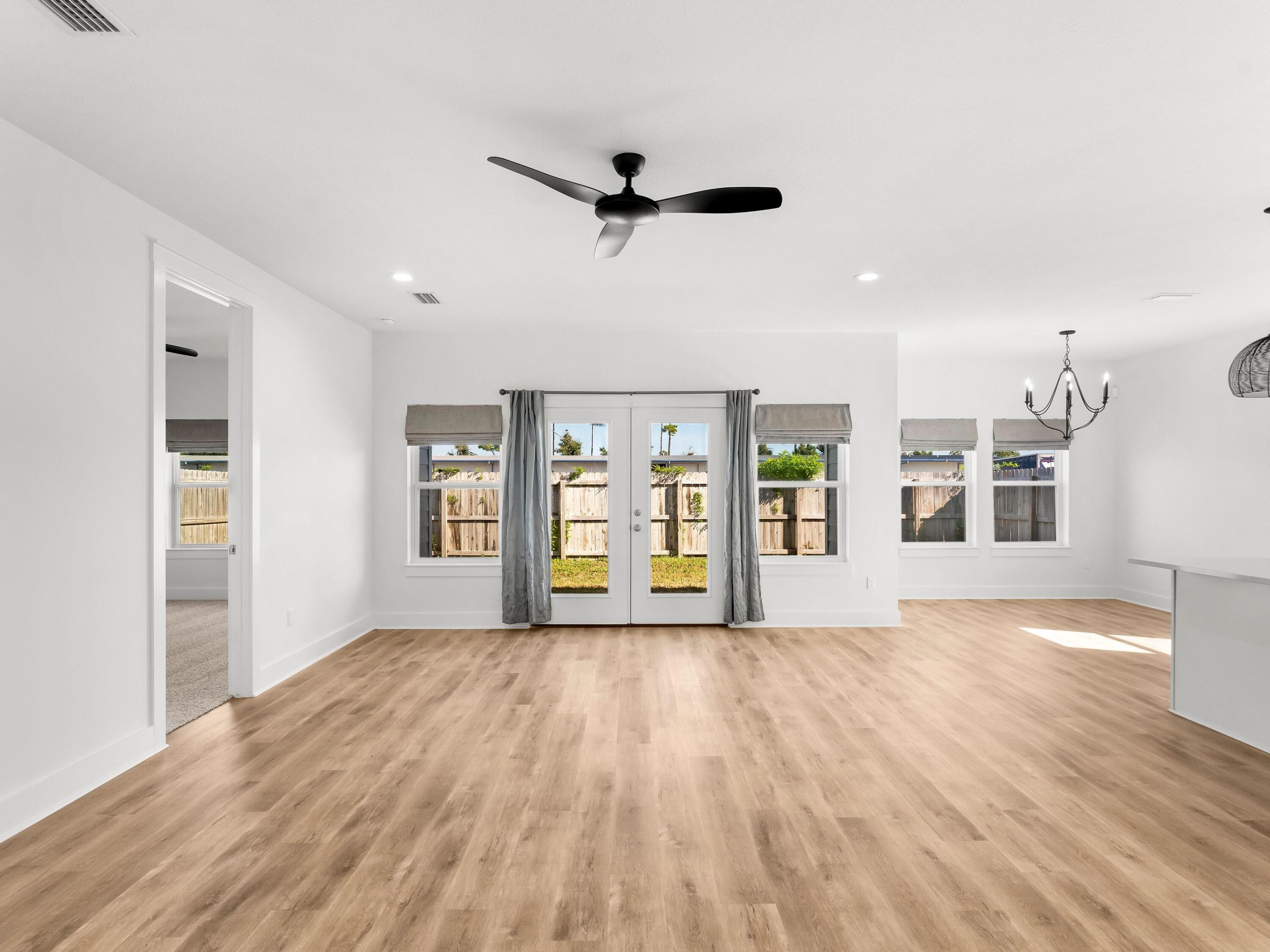 1312 W 30th Street