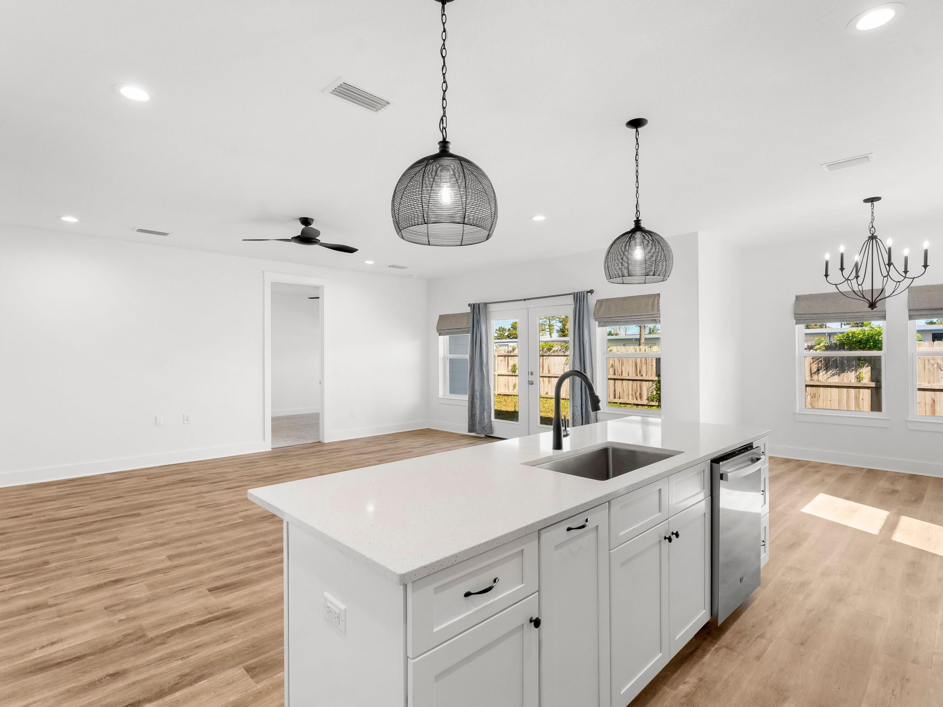 1312 W 30th Street
