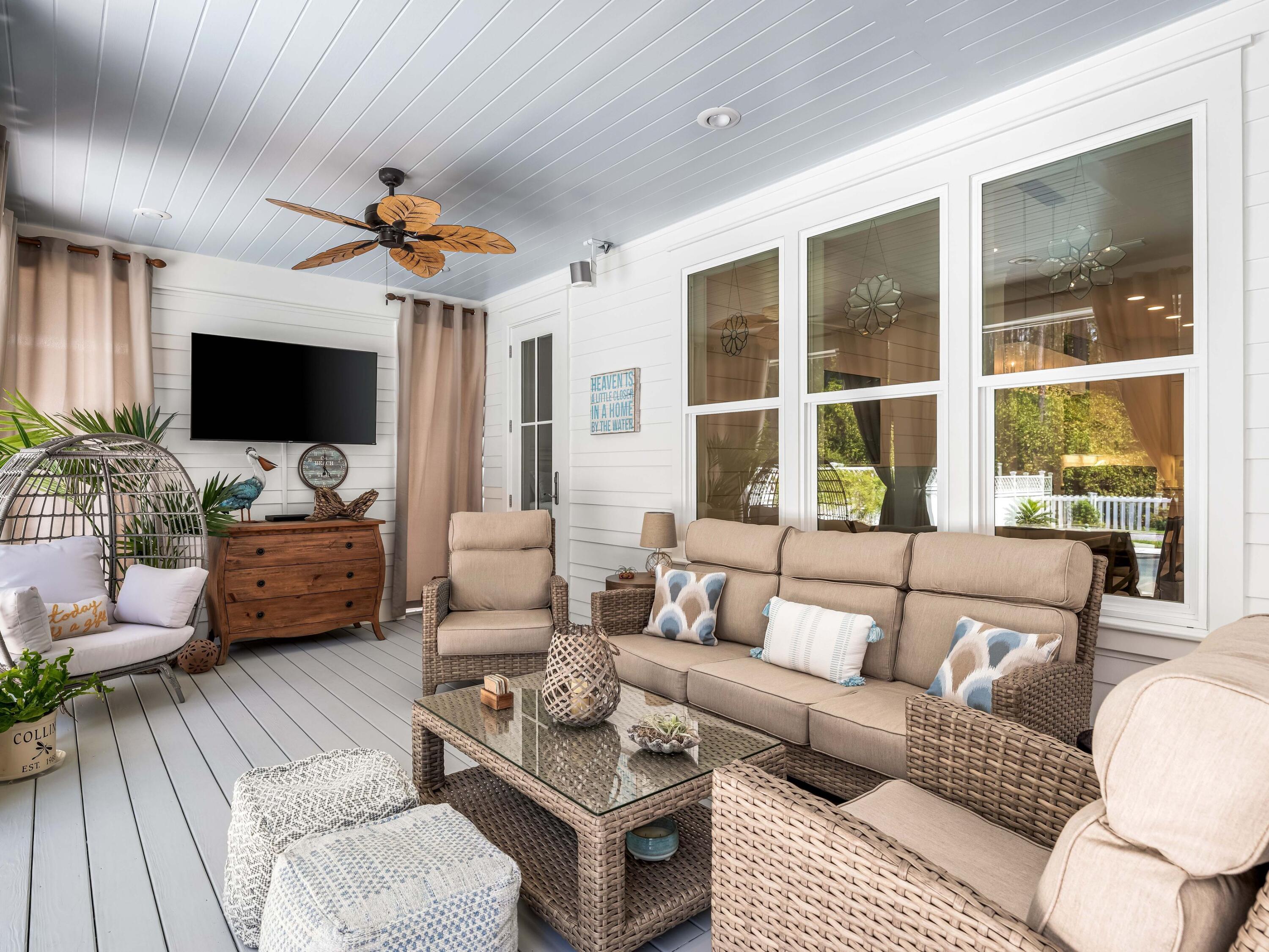 493 Medley Street