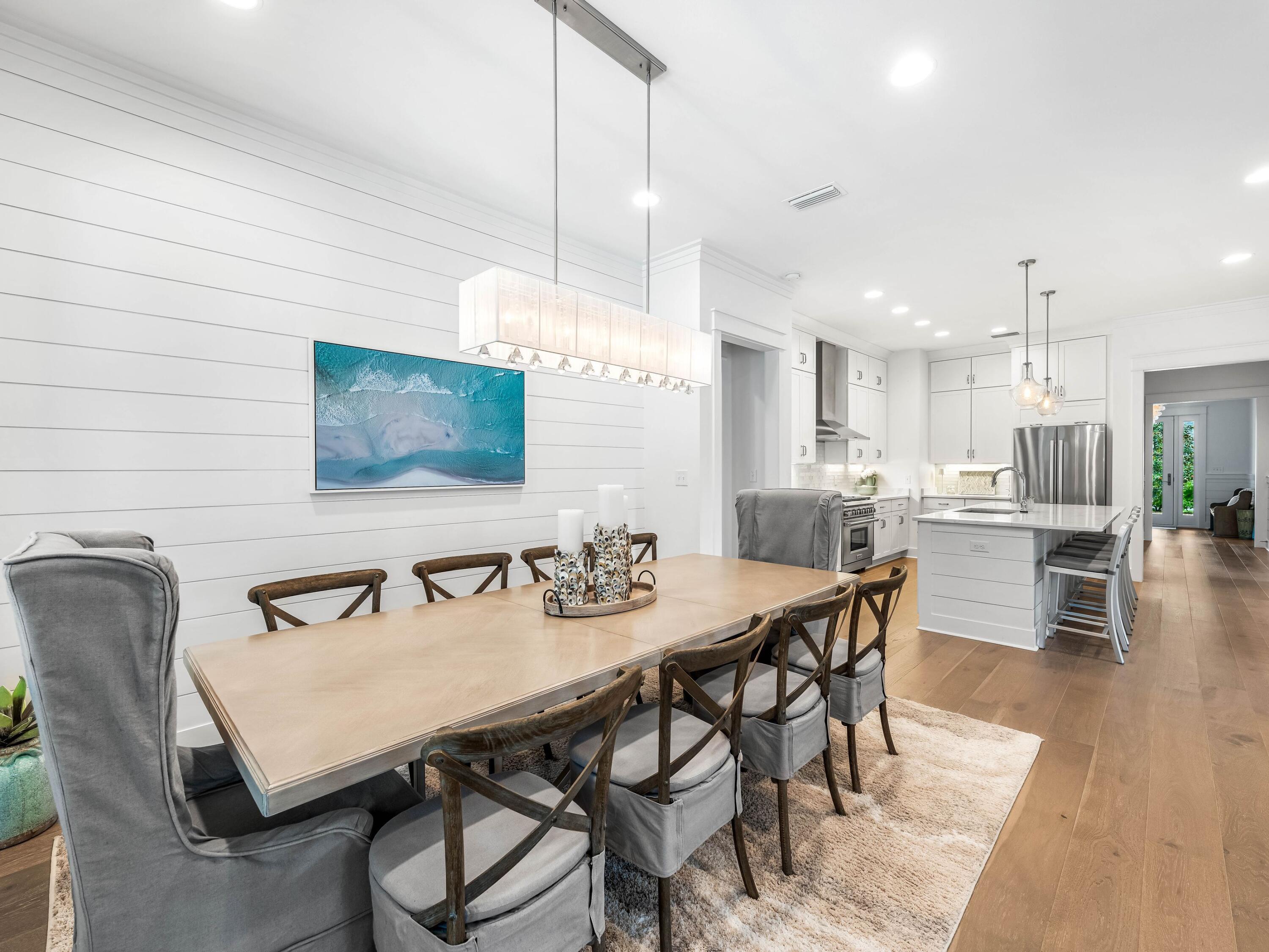 493 Medley Street