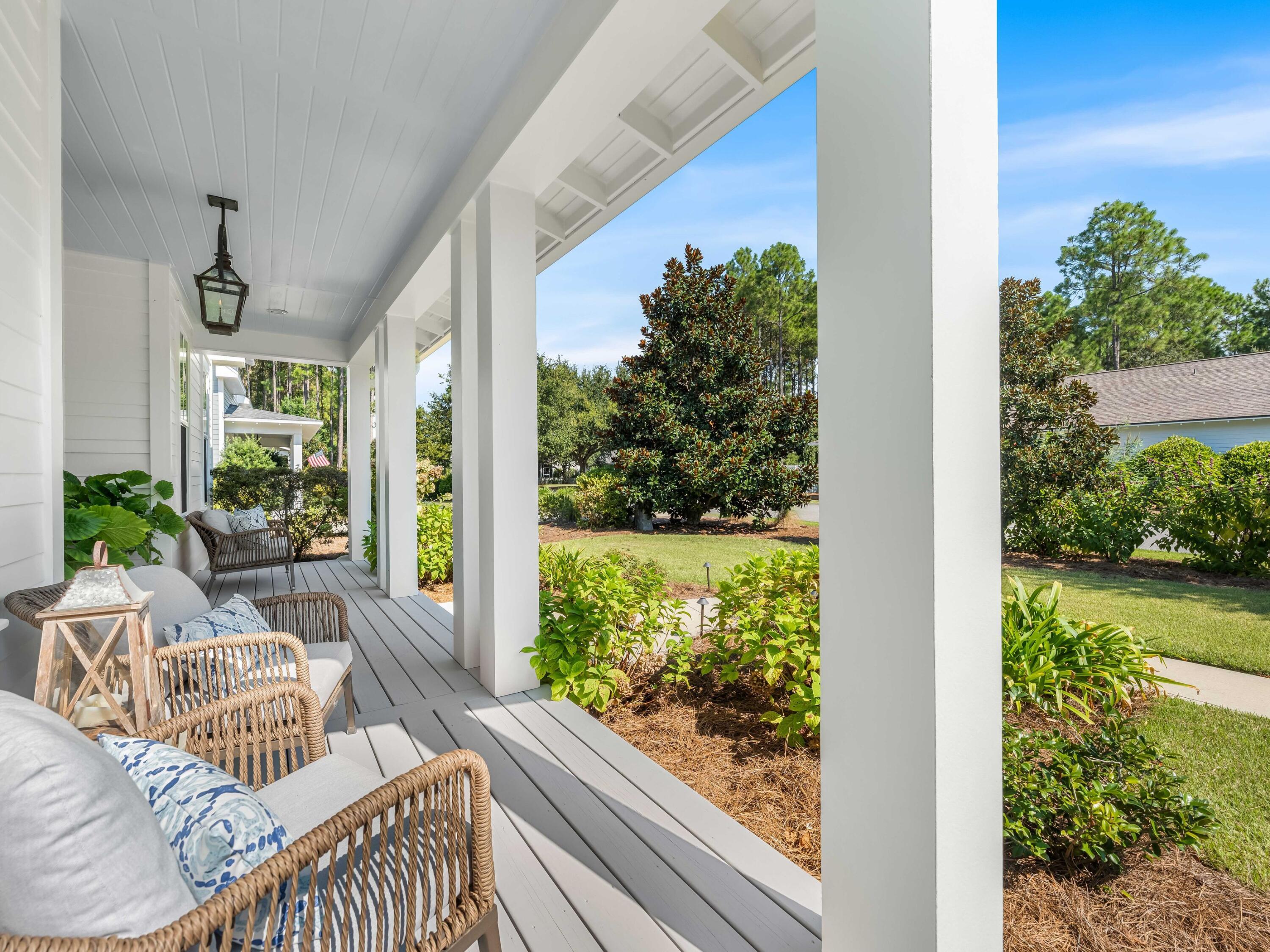 493 Medley Street