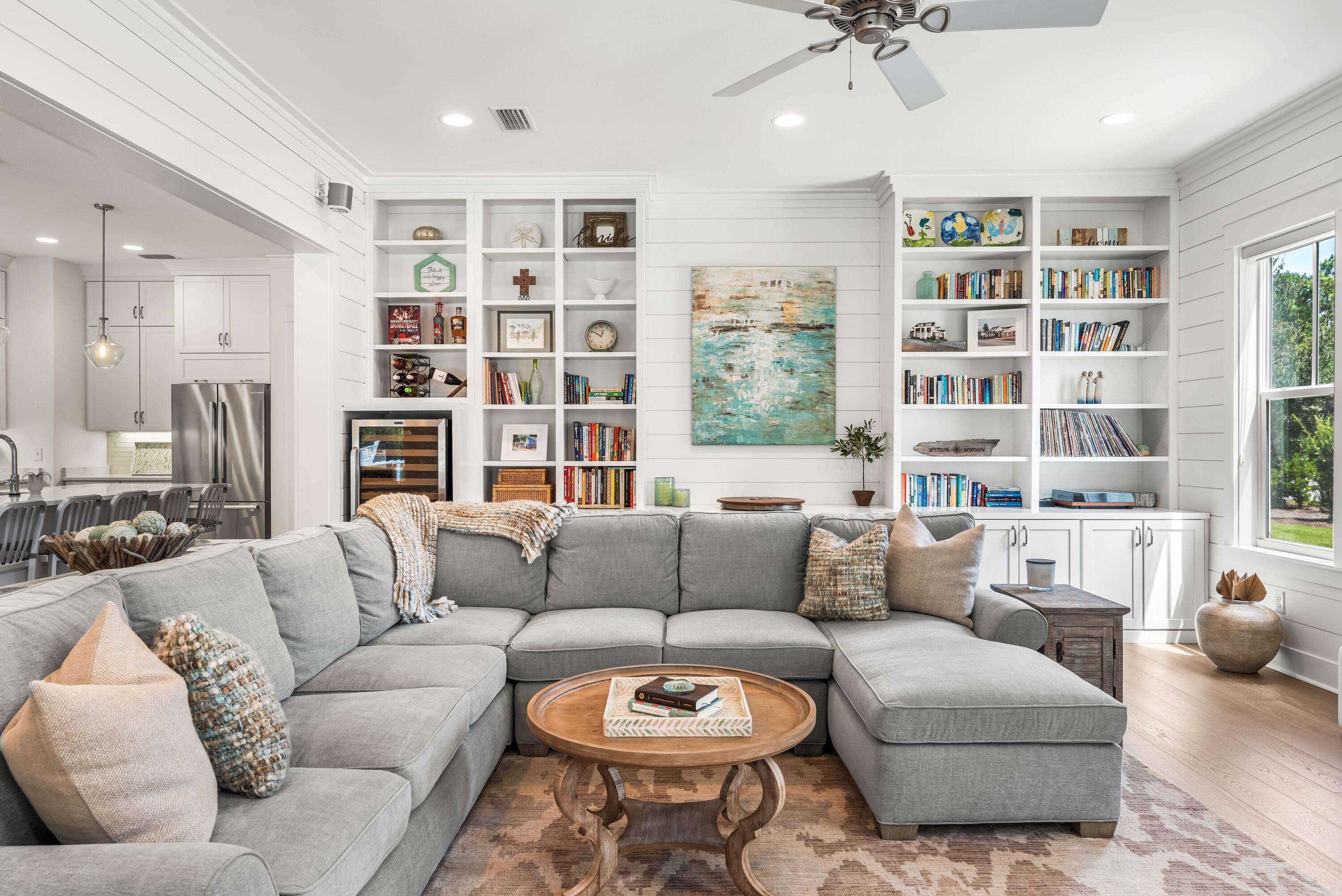 493 Medley Street