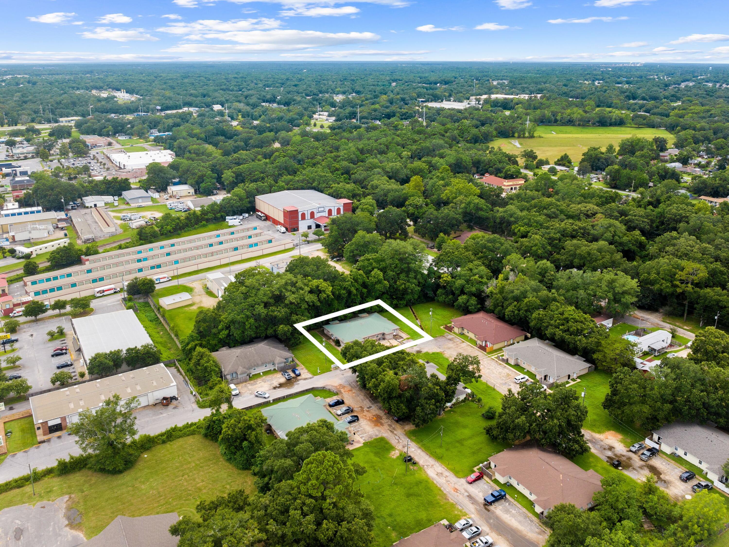 130 E Nine Mile Road Road, 5-8