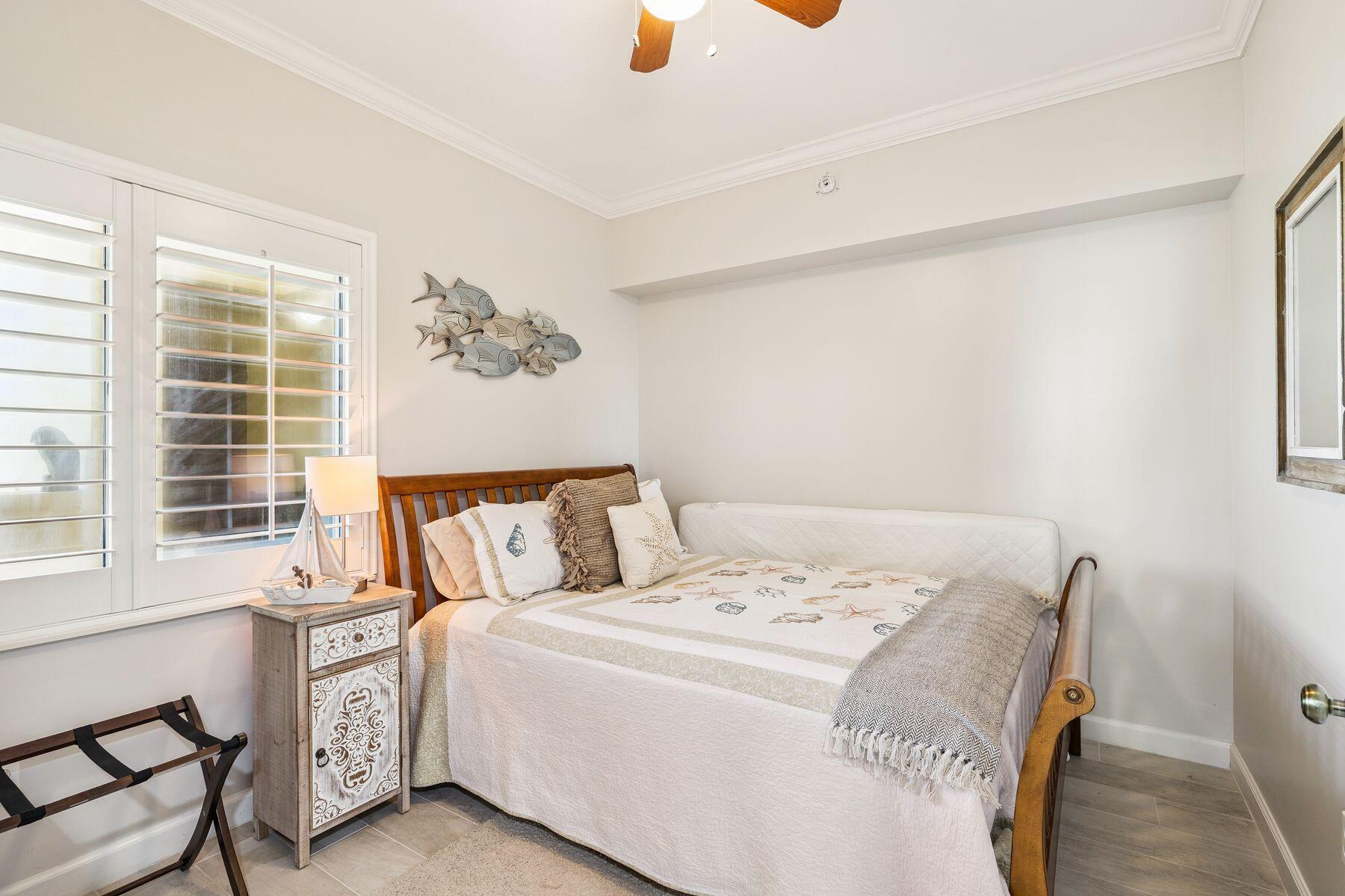 8601 Surf Drive, UNIT 3W