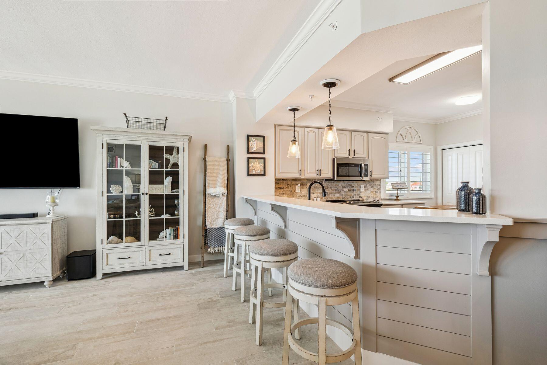 8601 Surf Drive, UNIT 3W