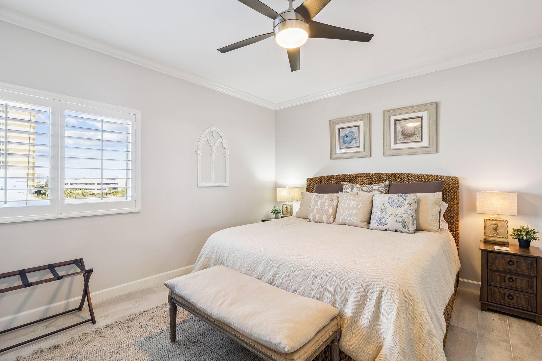 8601 Surf Drive, UNIT 3W