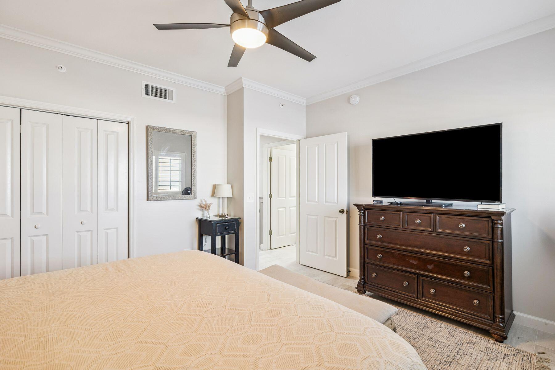 8601 Surf Drive, UNIT 3W