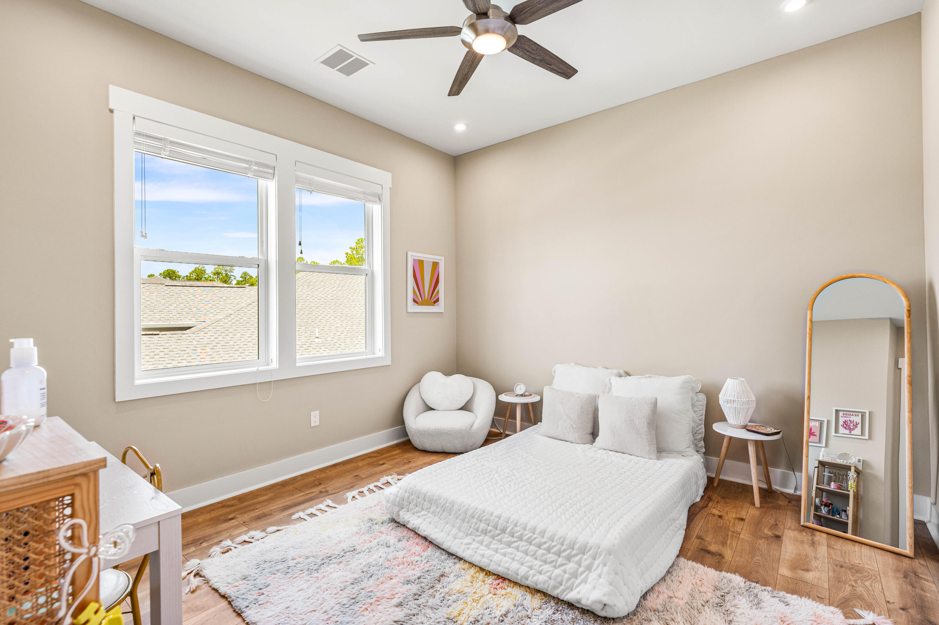 360 W Lafayette Road