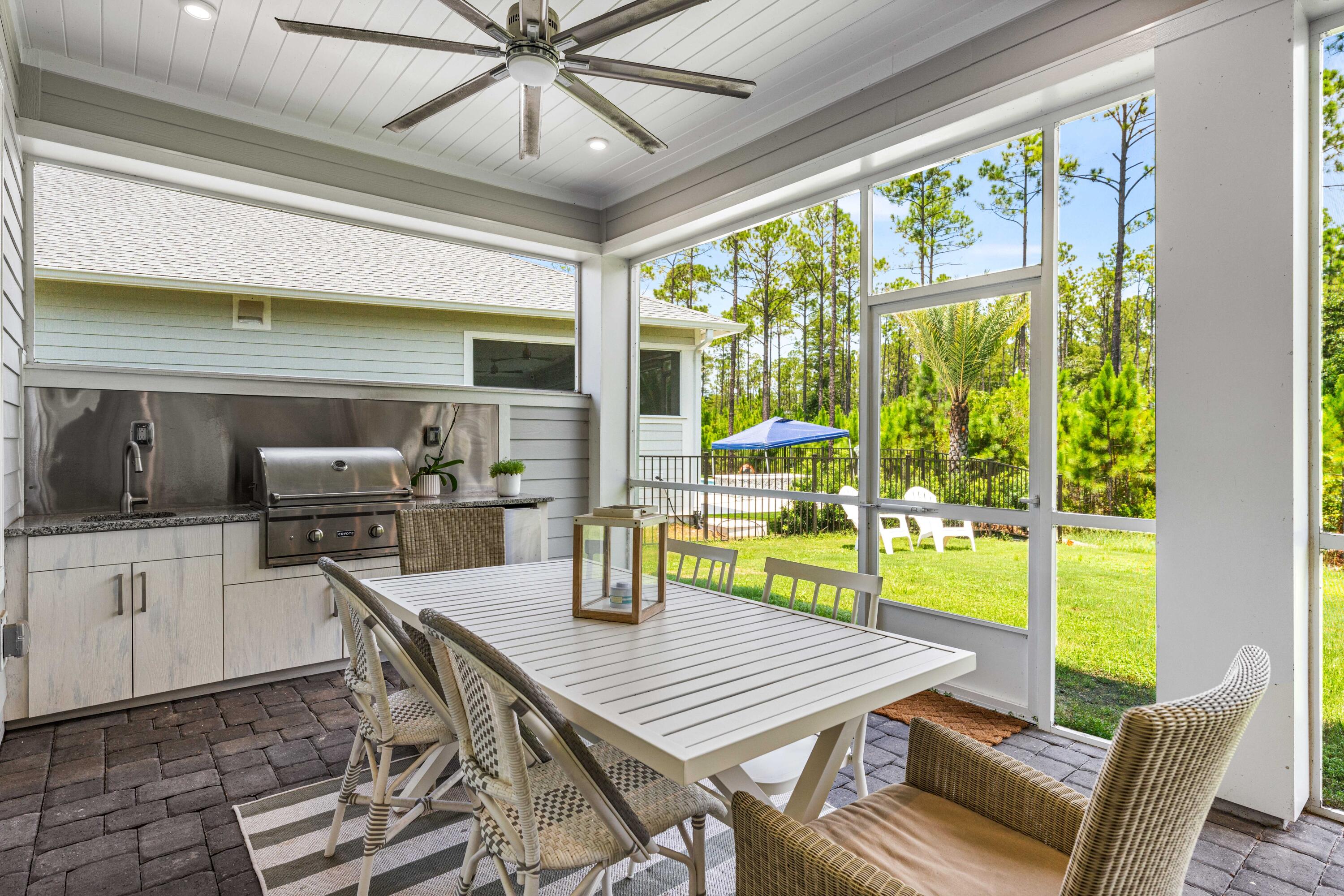 360 W Lafayette Road