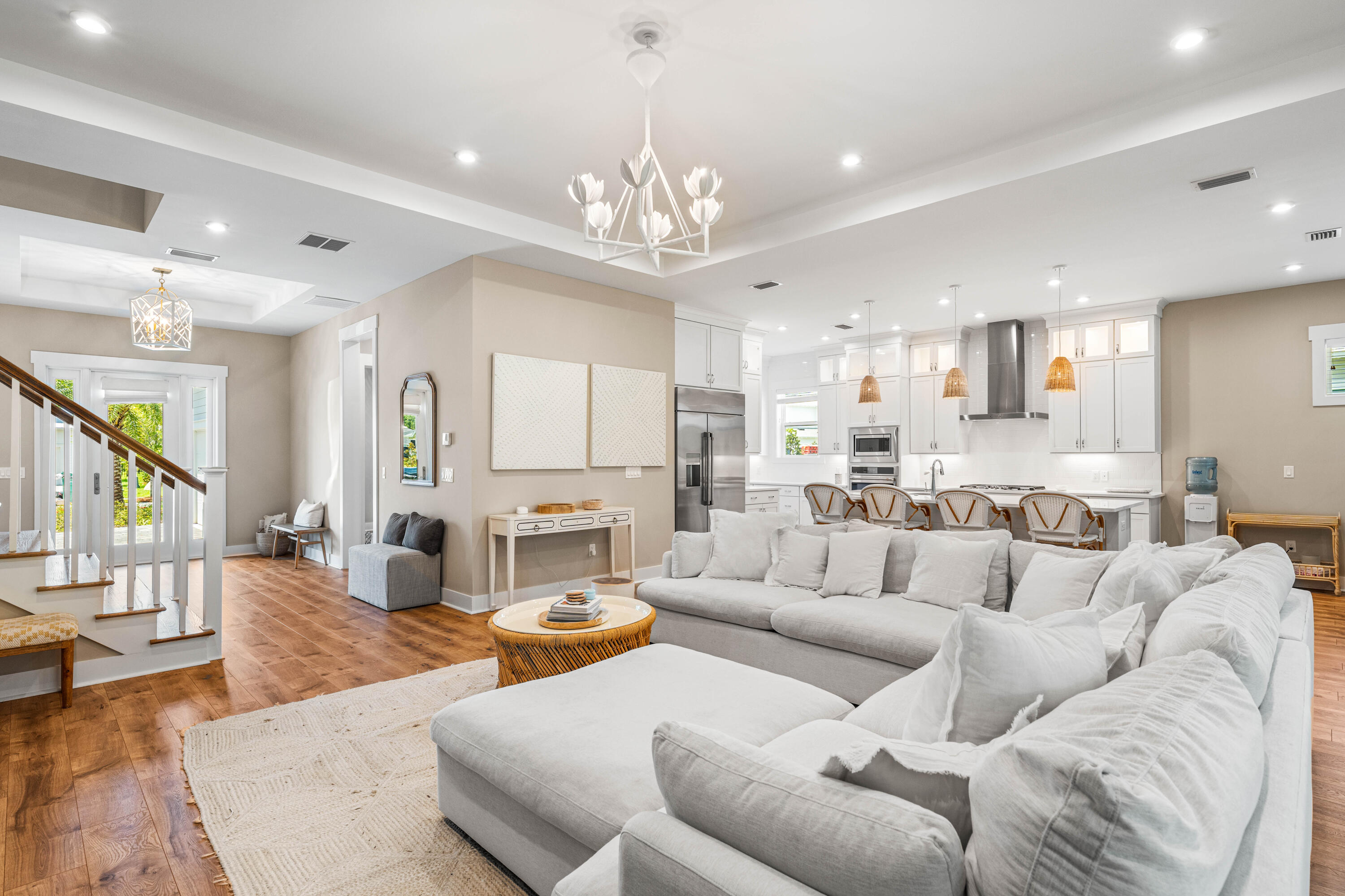 360 W Lafayette Road