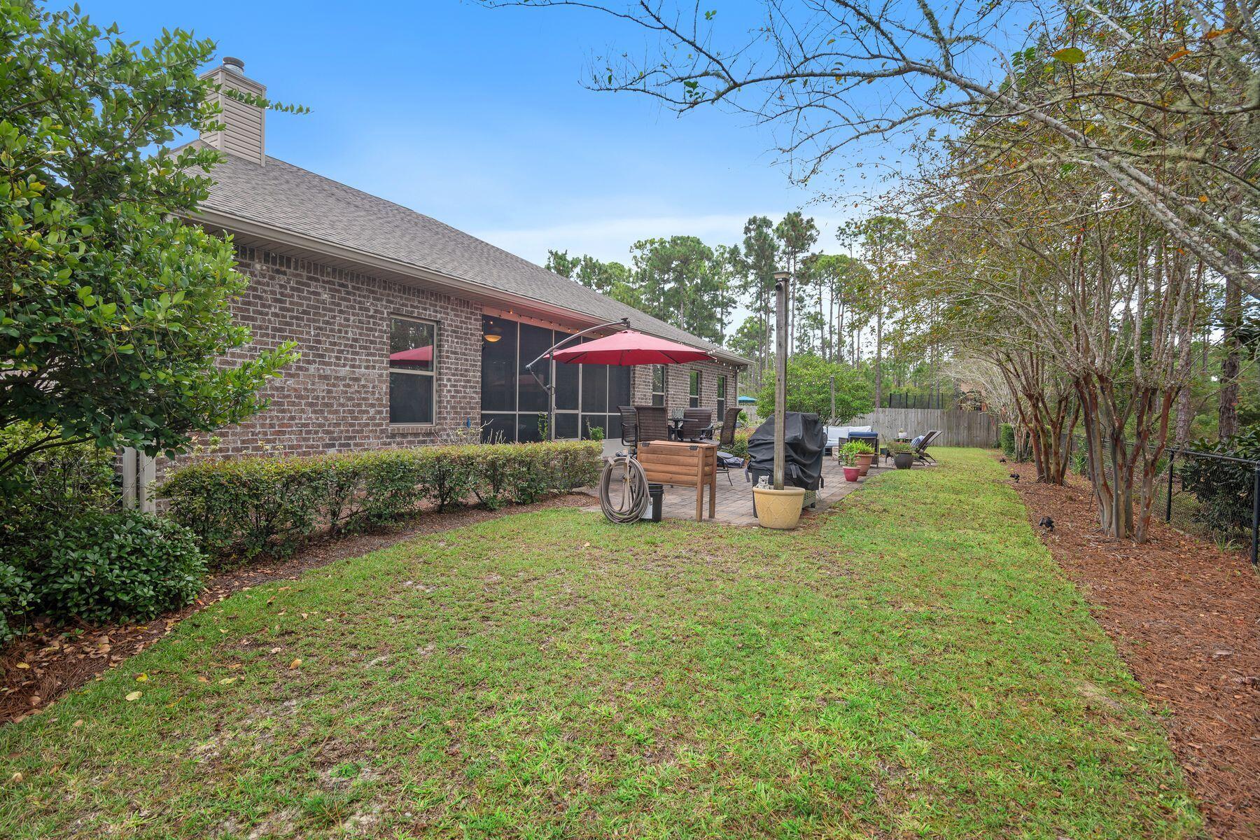 114 S Knightsbridge Court