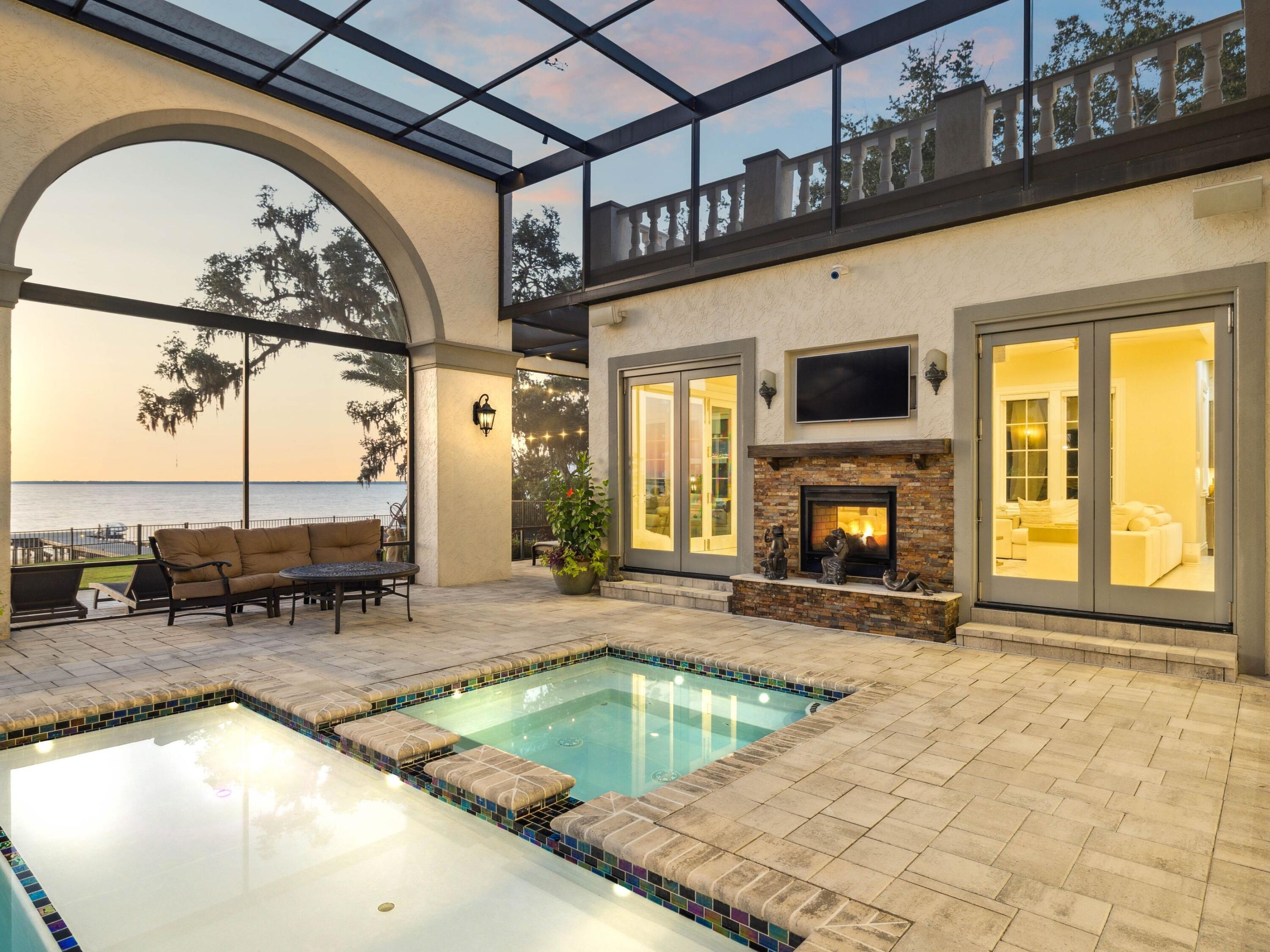 3212 Bay Estates Circle