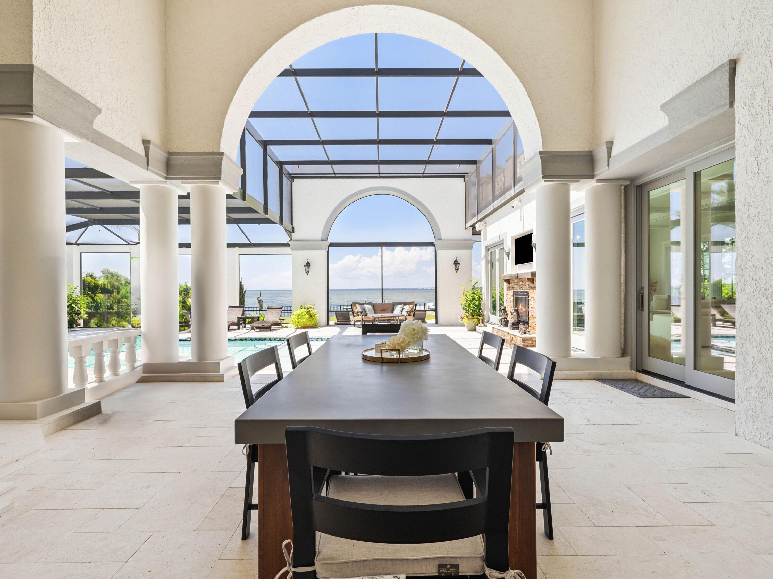 3212 Bay Estates Circle