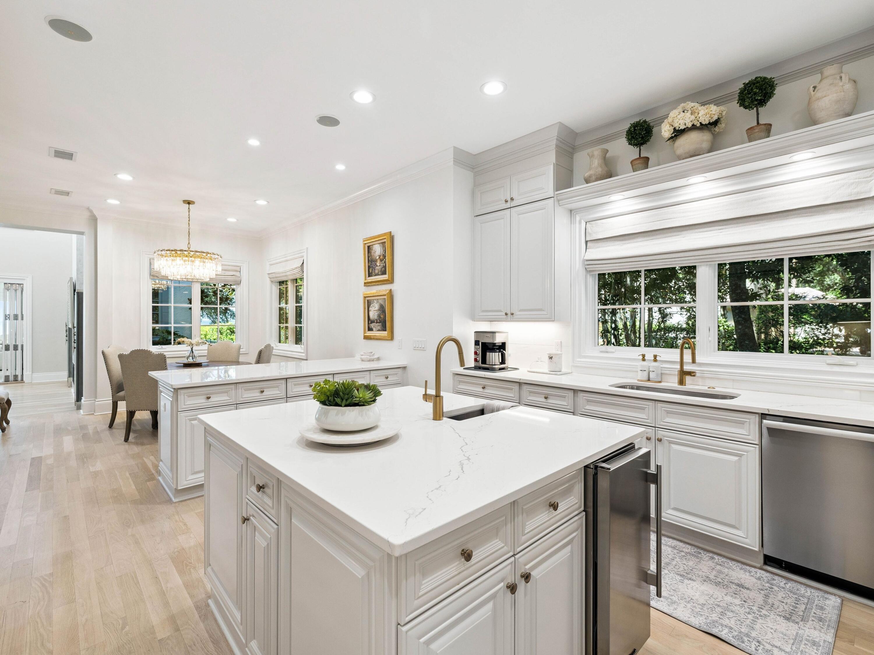 3212 Bay Estates Circle