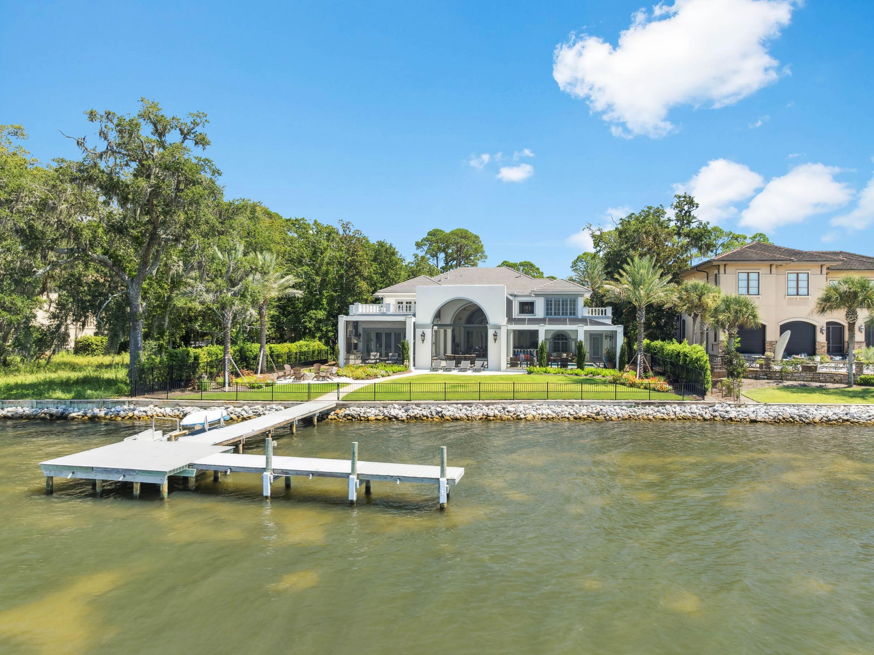 3212 Bay Estates Circle