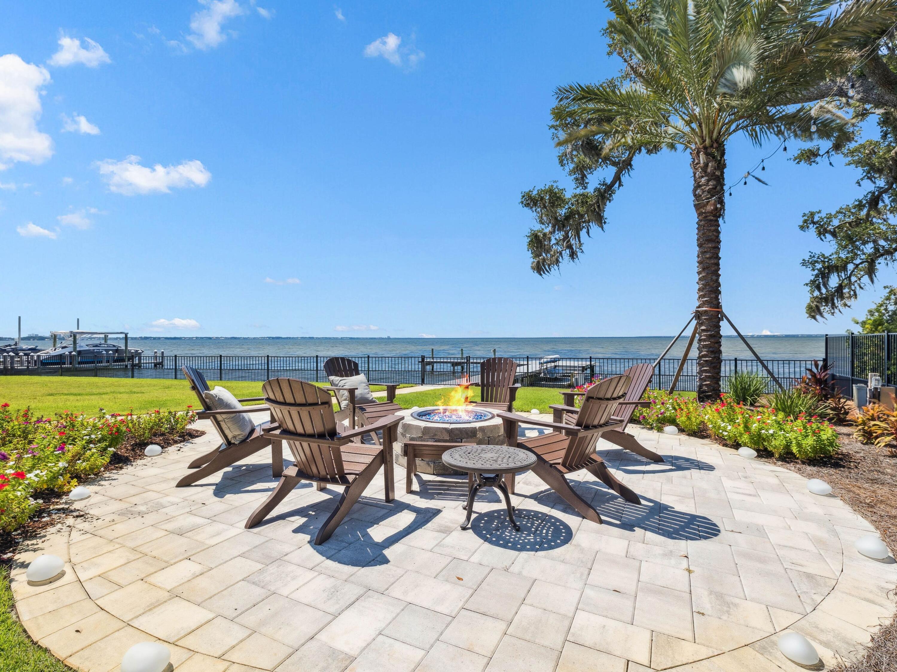 3212 Bay Estates Circle
