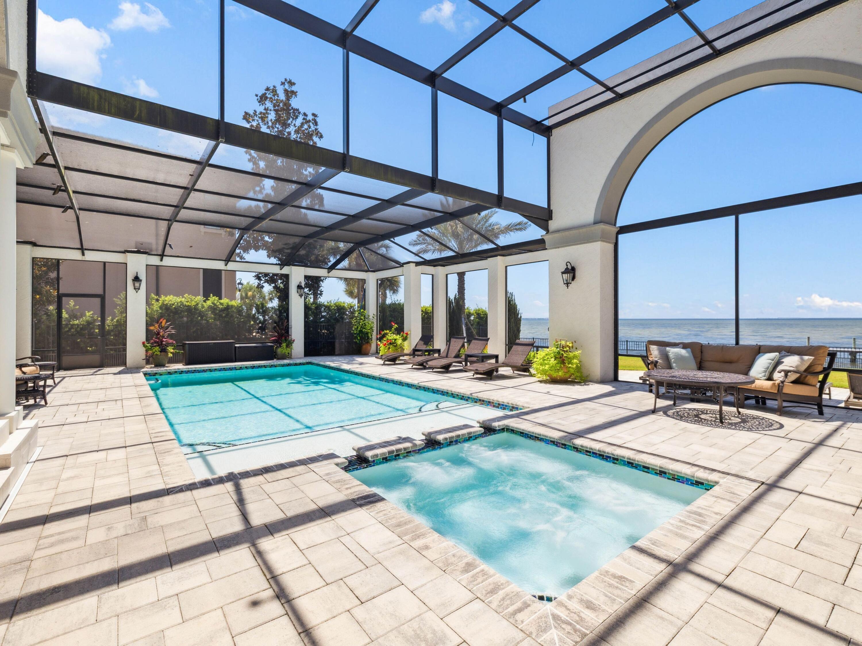 3212 Bay Estates Circle