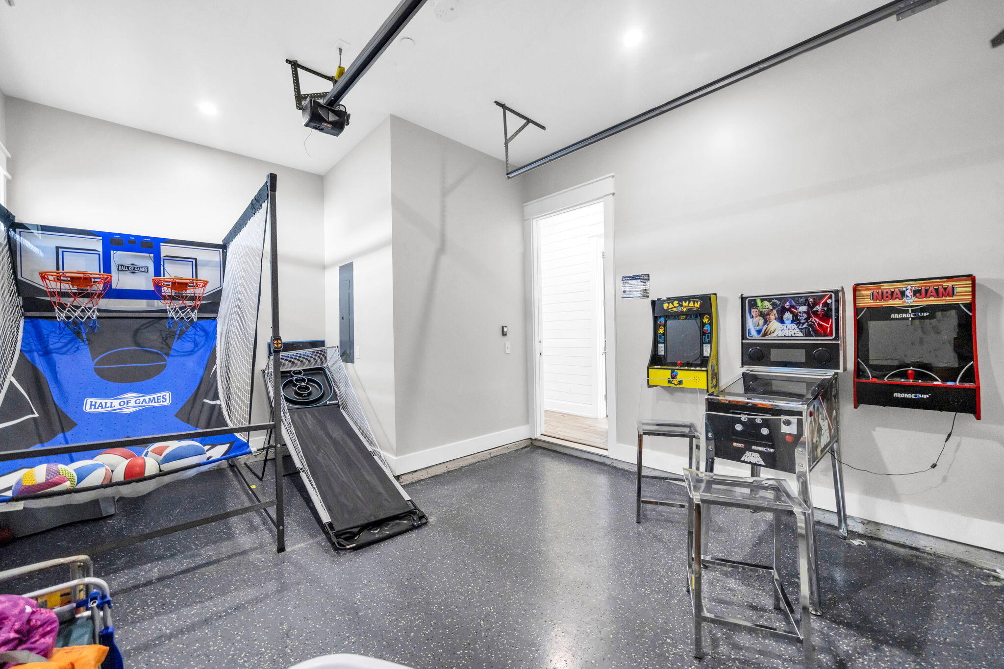 503 Albatross Street