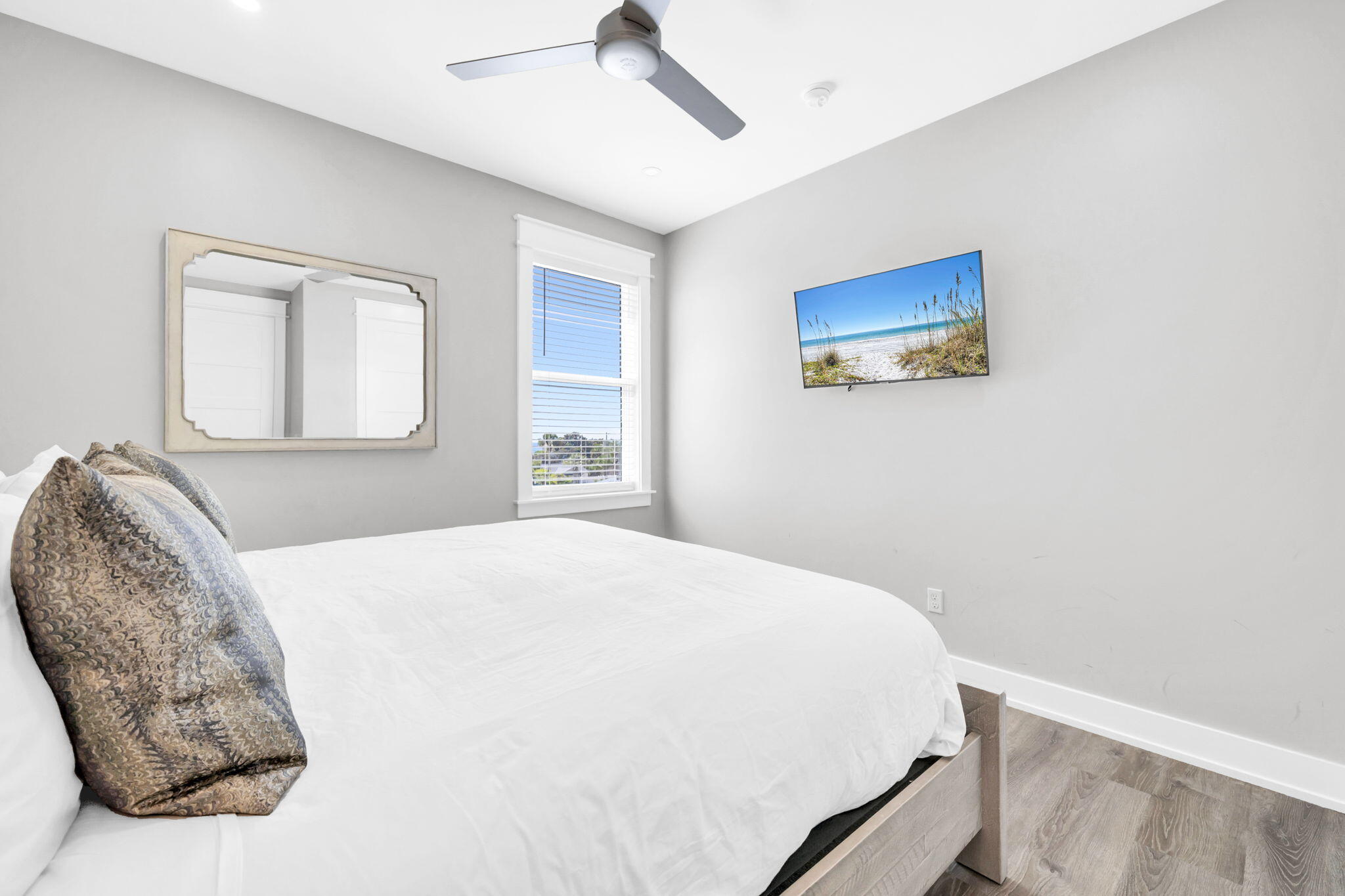 503 Albatross Street