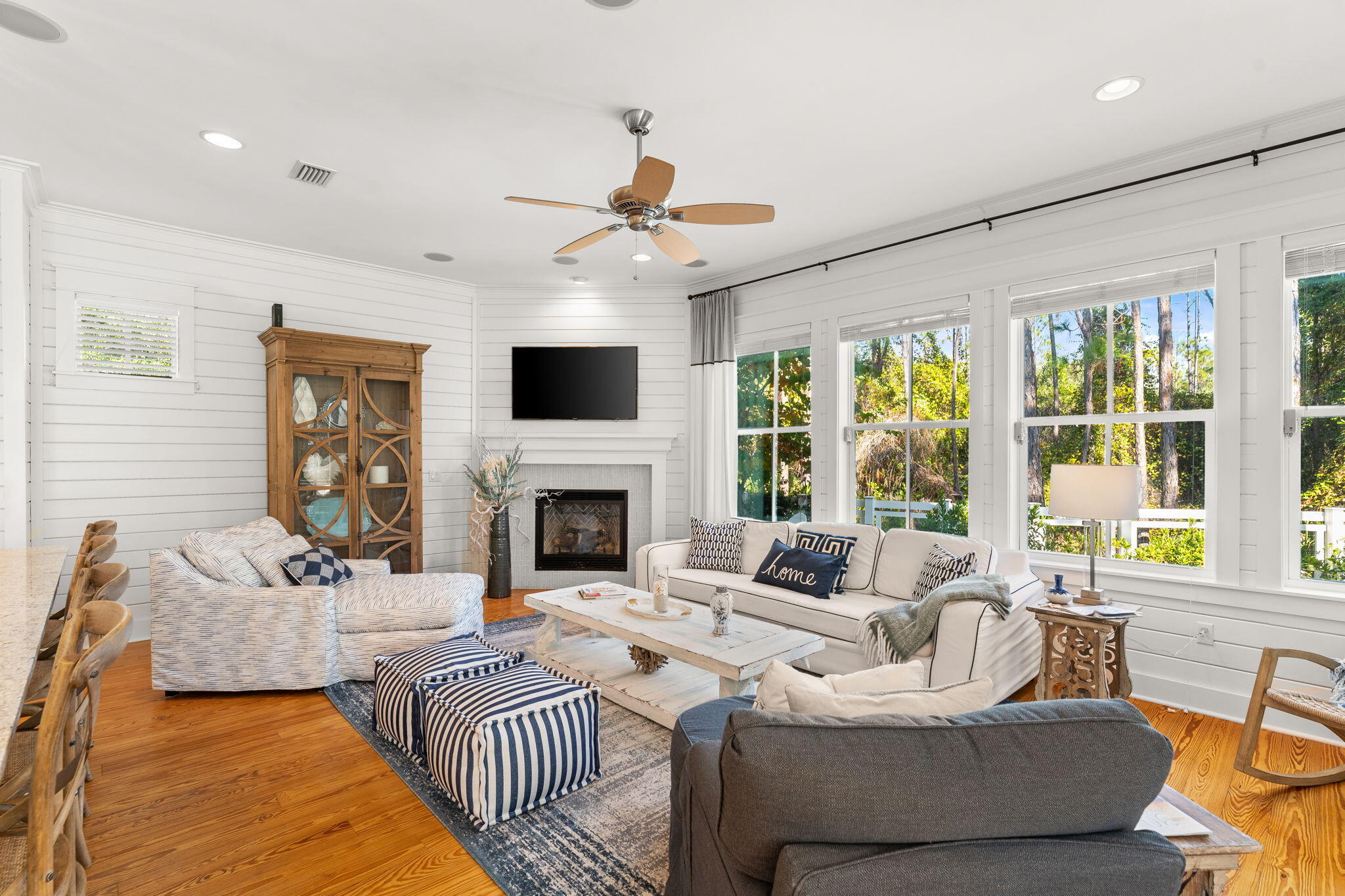 384 E Royal Fern Way