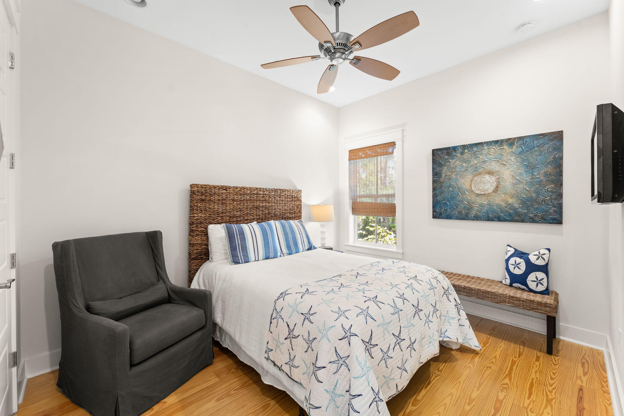 384 E Royal Fern Way