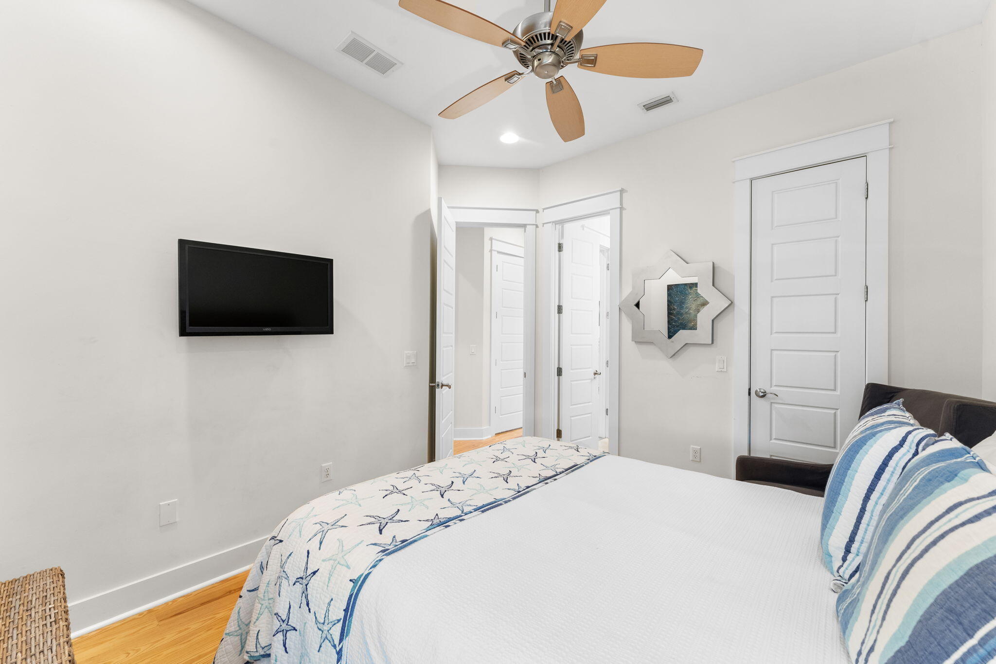 384 E Royal Fern Way