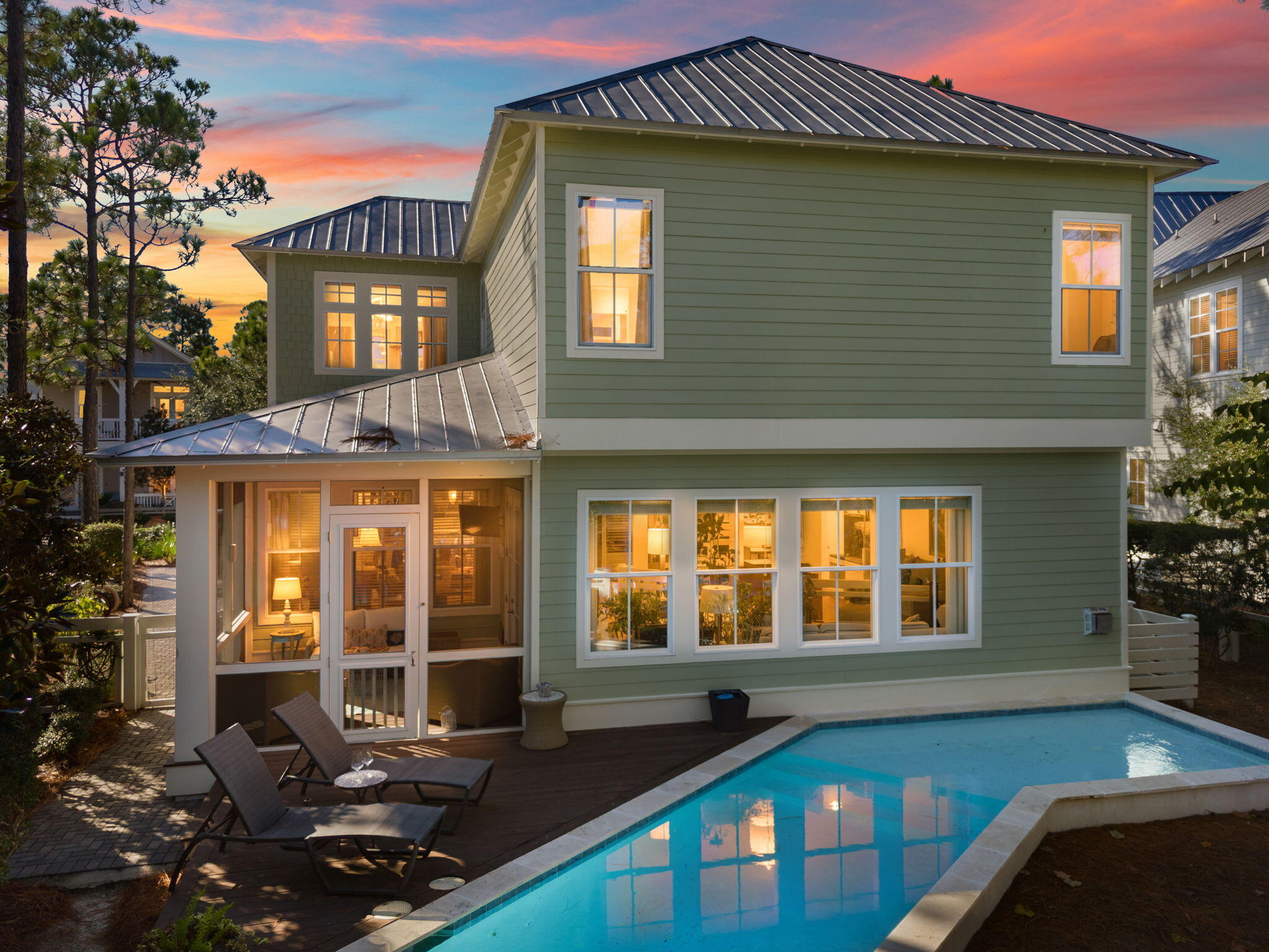 384 E Royal Fern Way