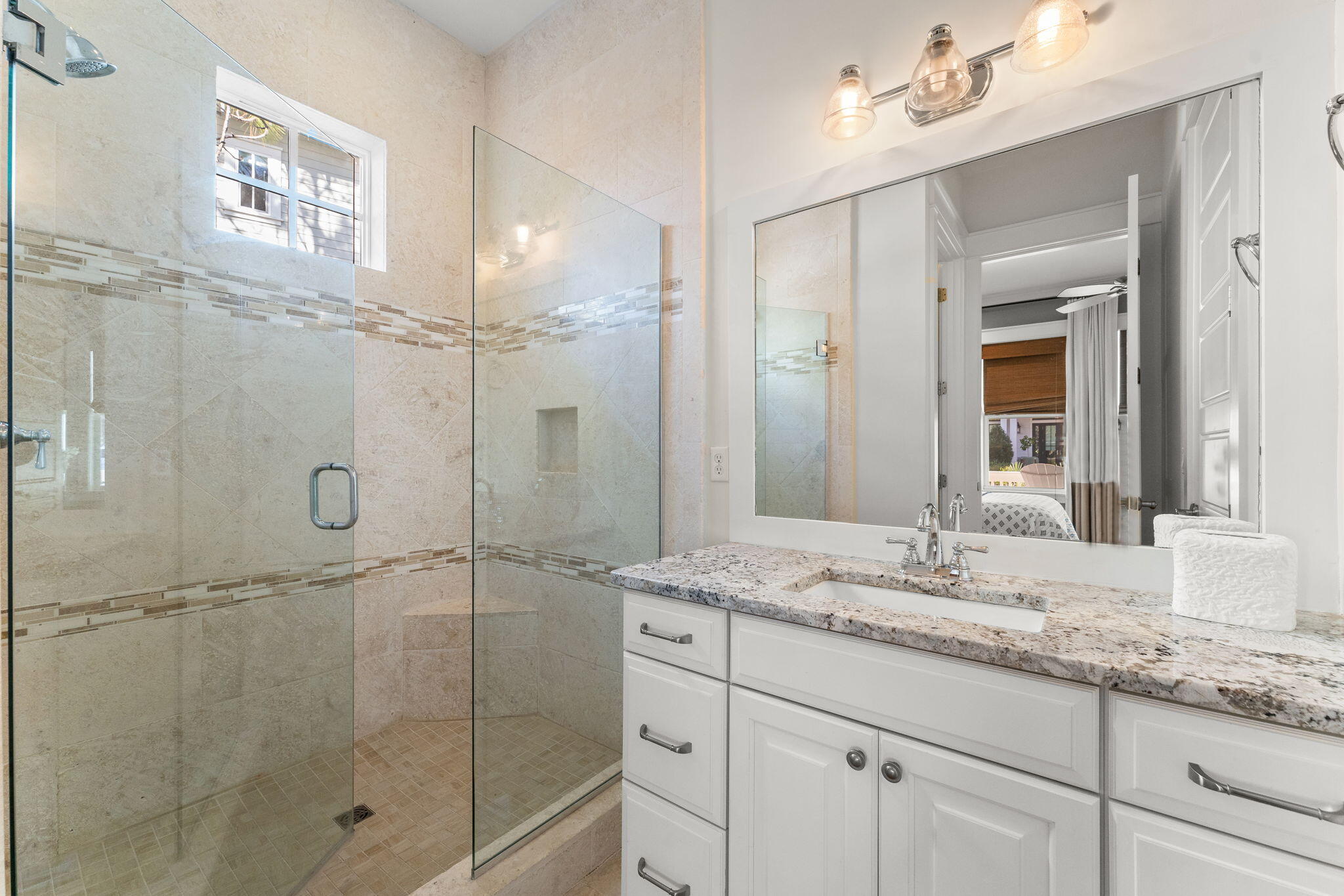 384 E Royal Fern Way