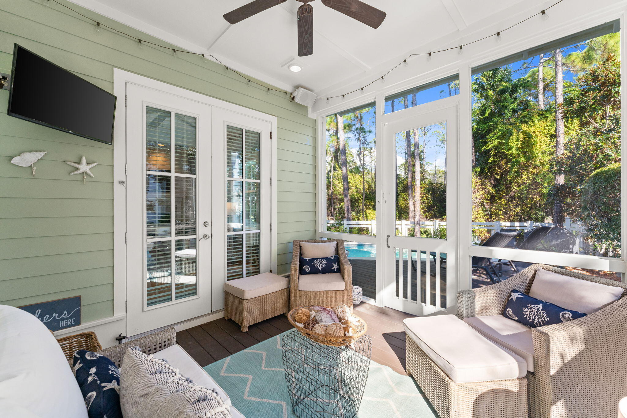 384 E Royal Fern Way