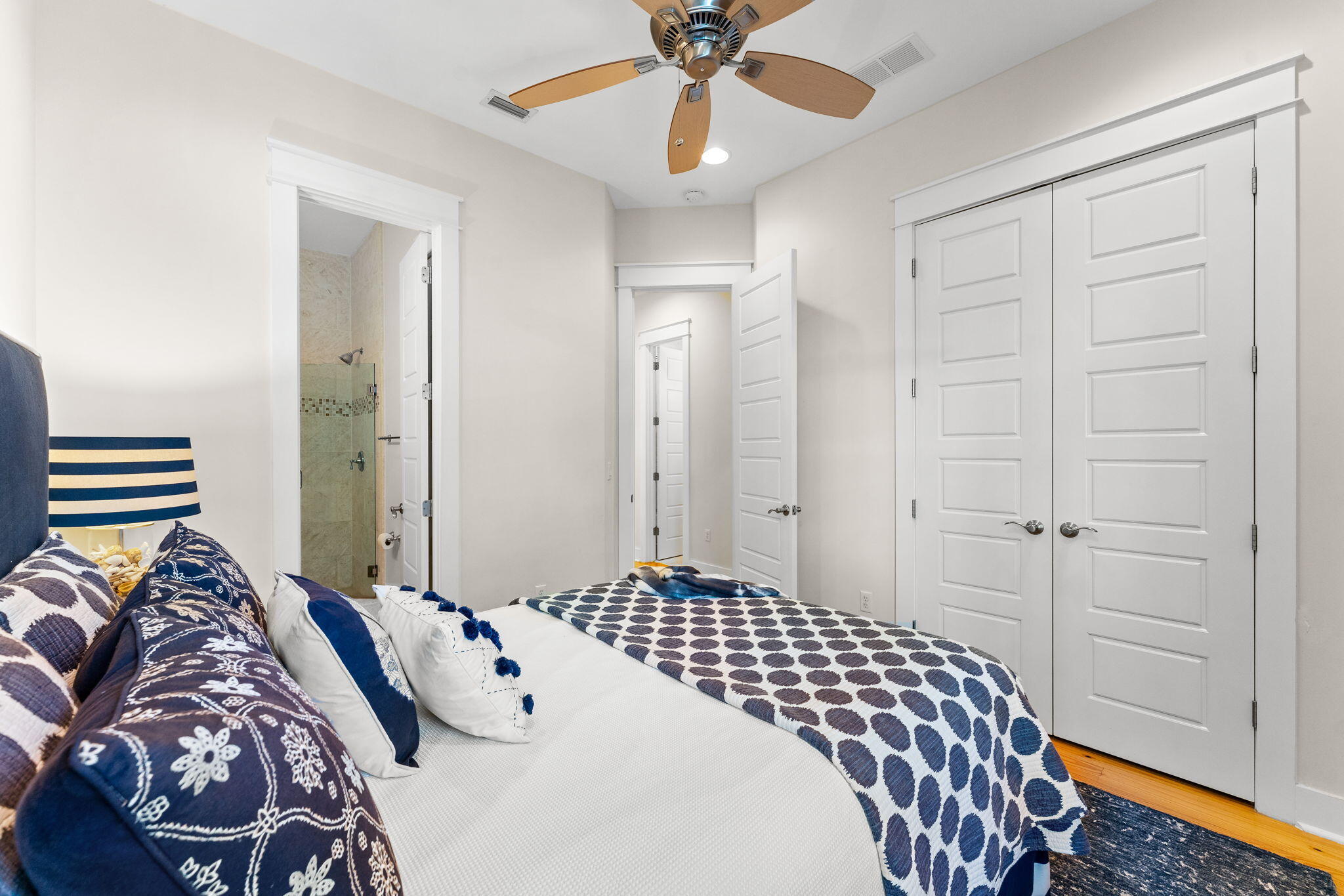 384 E Royal Fern Way