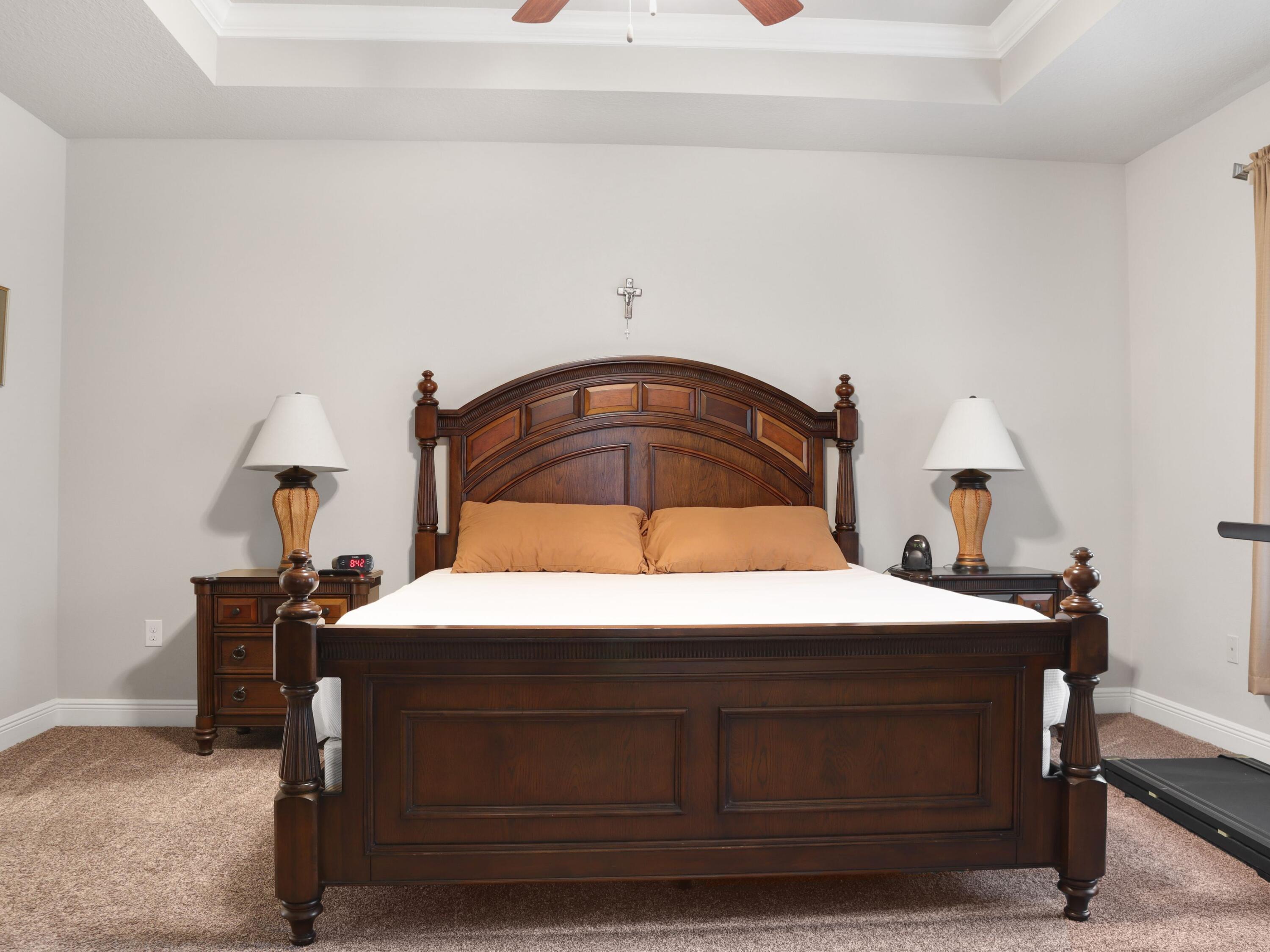 4753 Dupont Circle