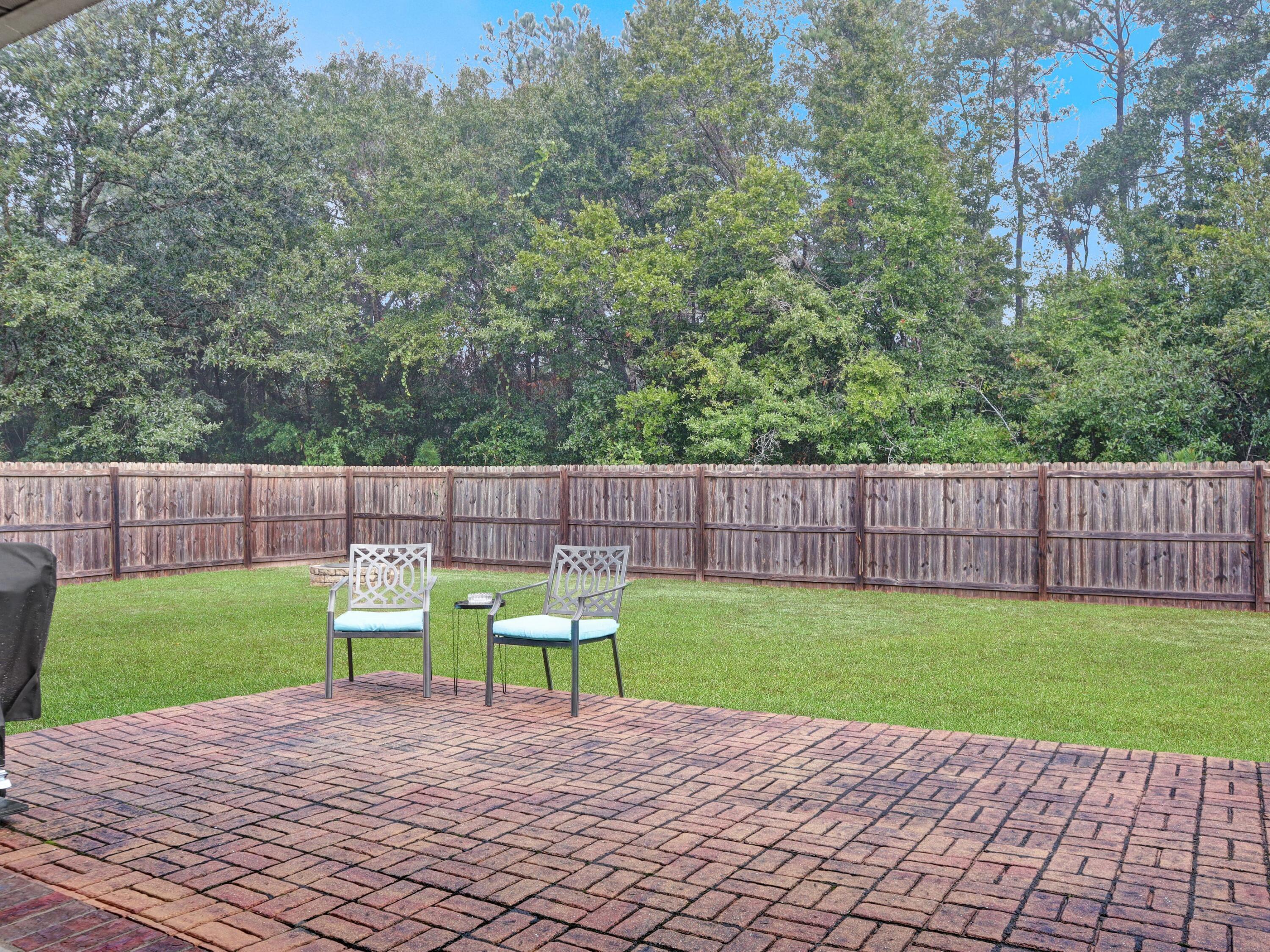 4753 Dupont Circle
