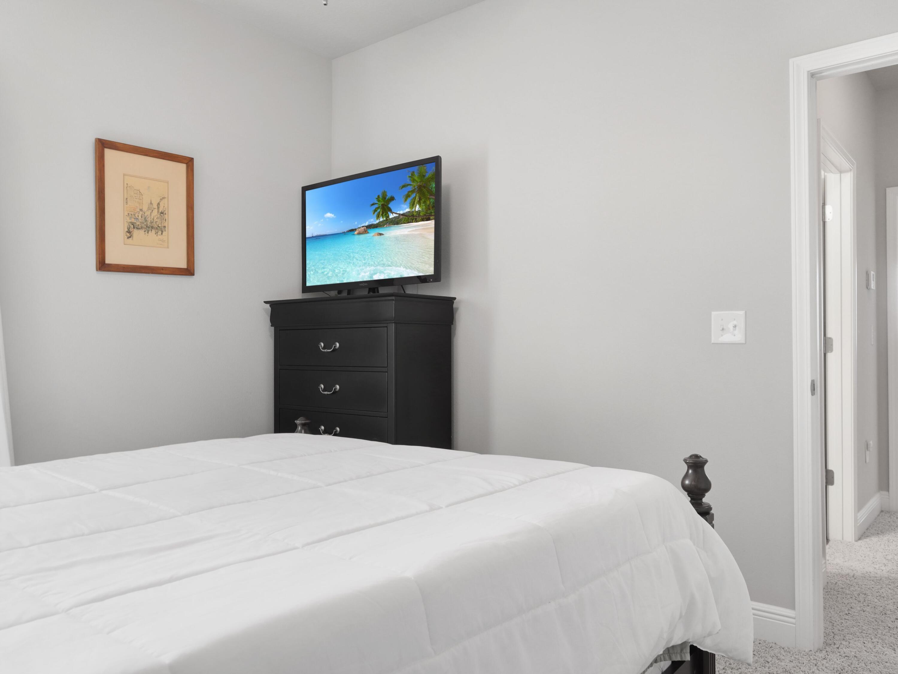4753 Dupont Circle