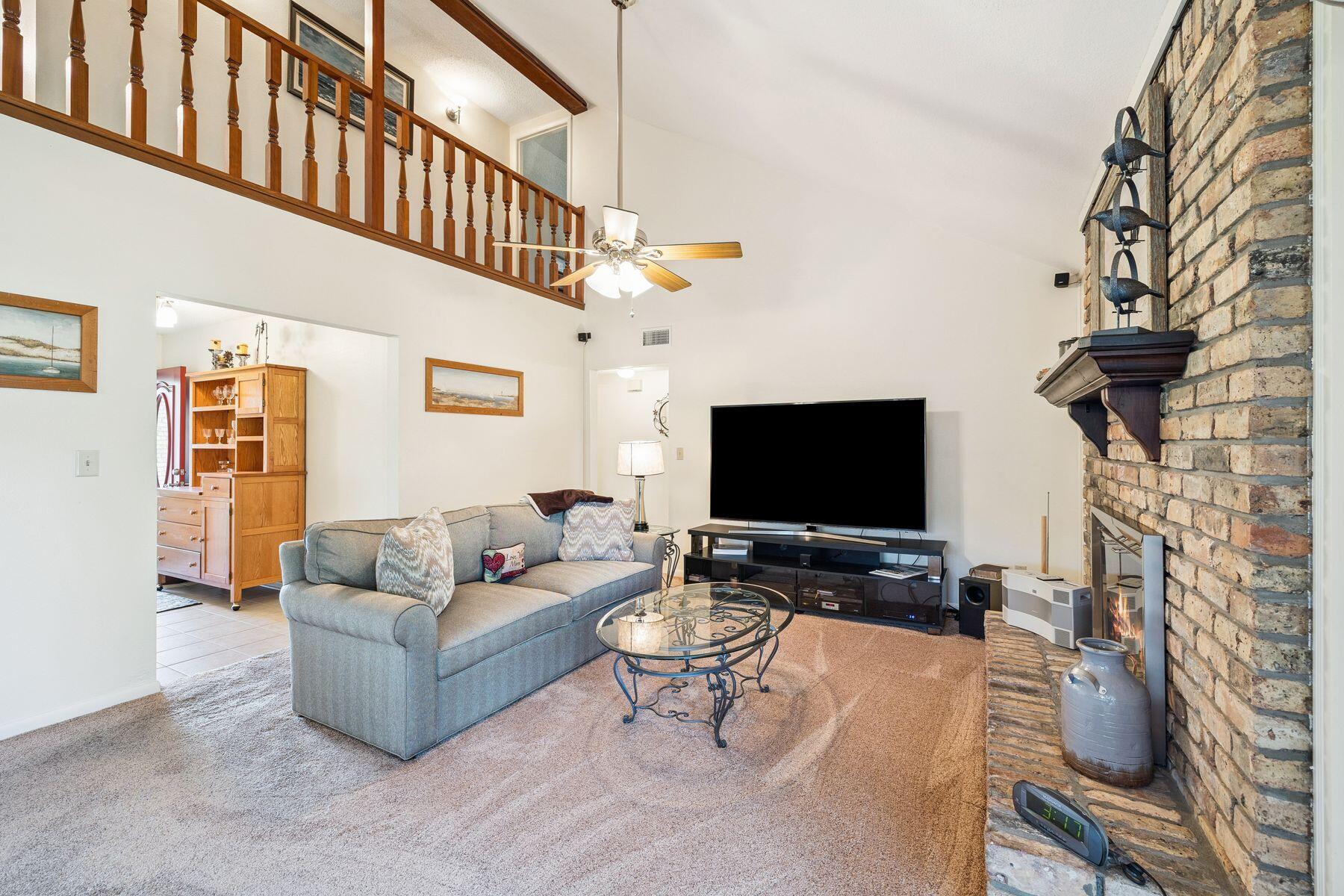 370 Dawn Lane