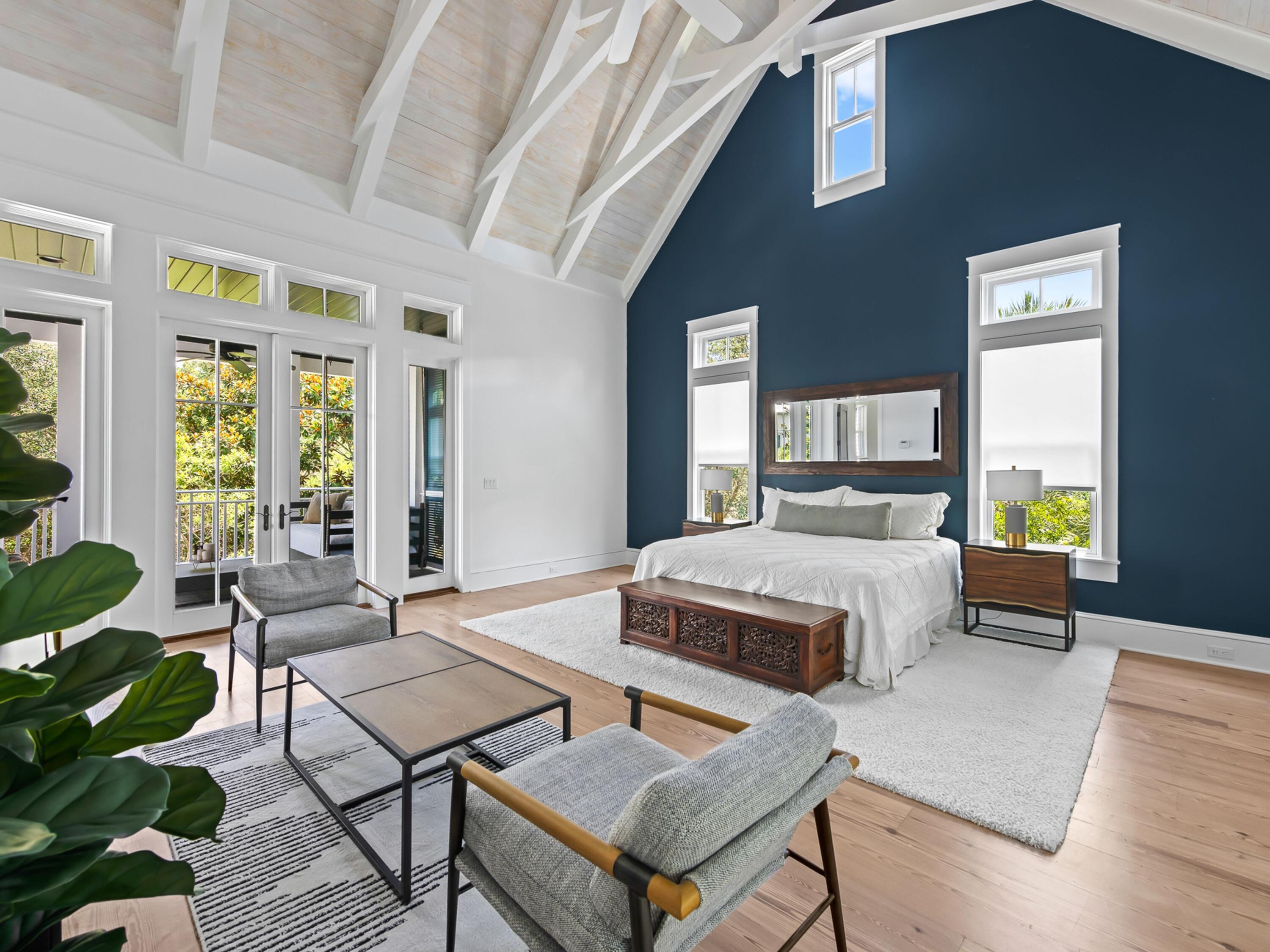 107 E Bermuda Drive