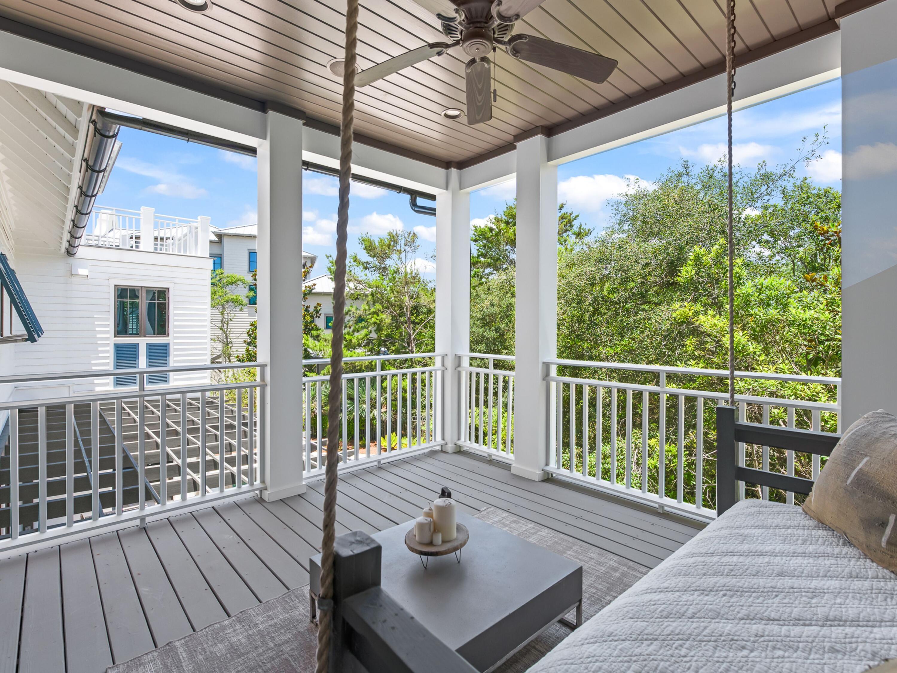107 E Bermuda Drive