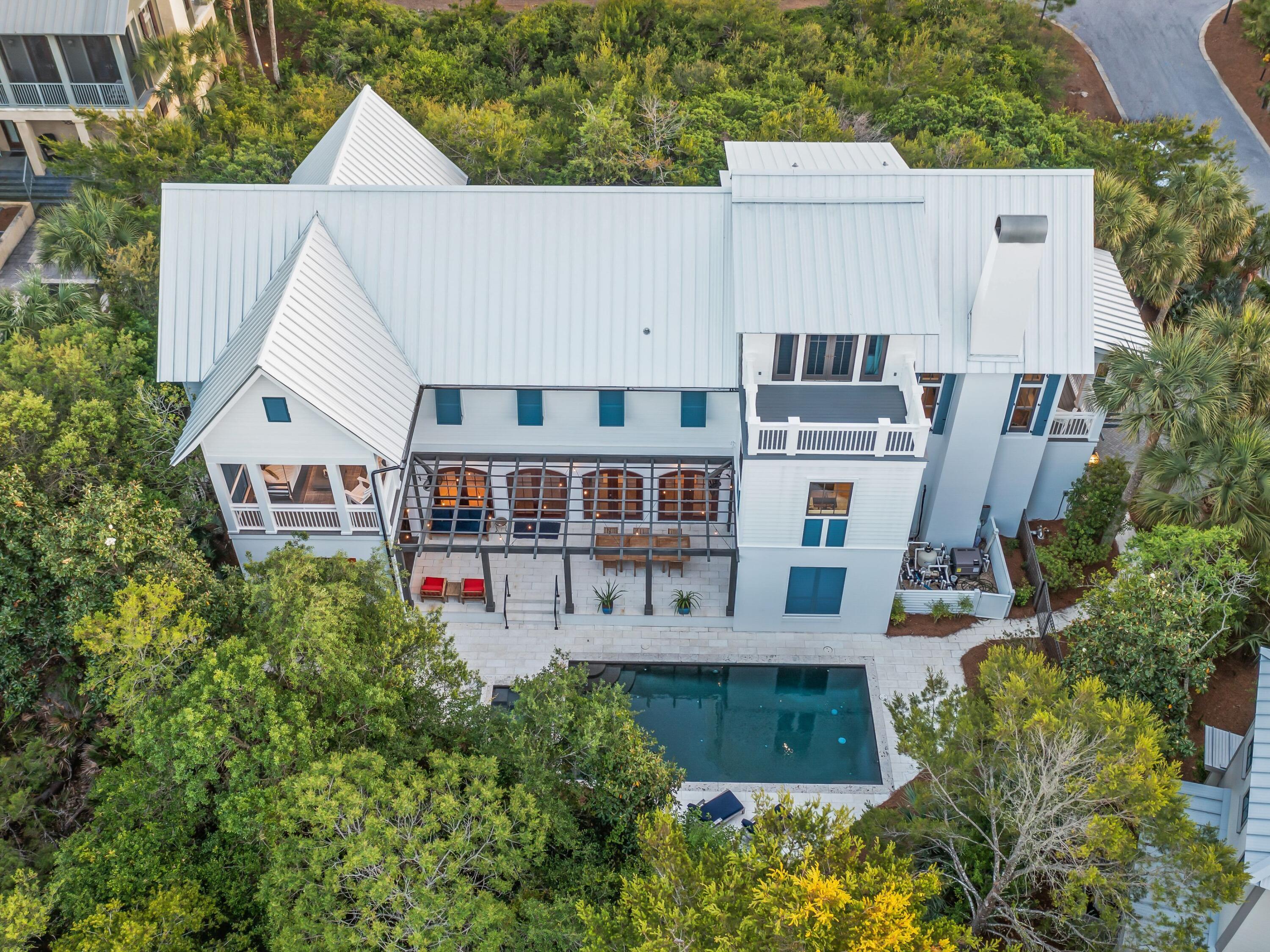 107 E Bermuda Drive