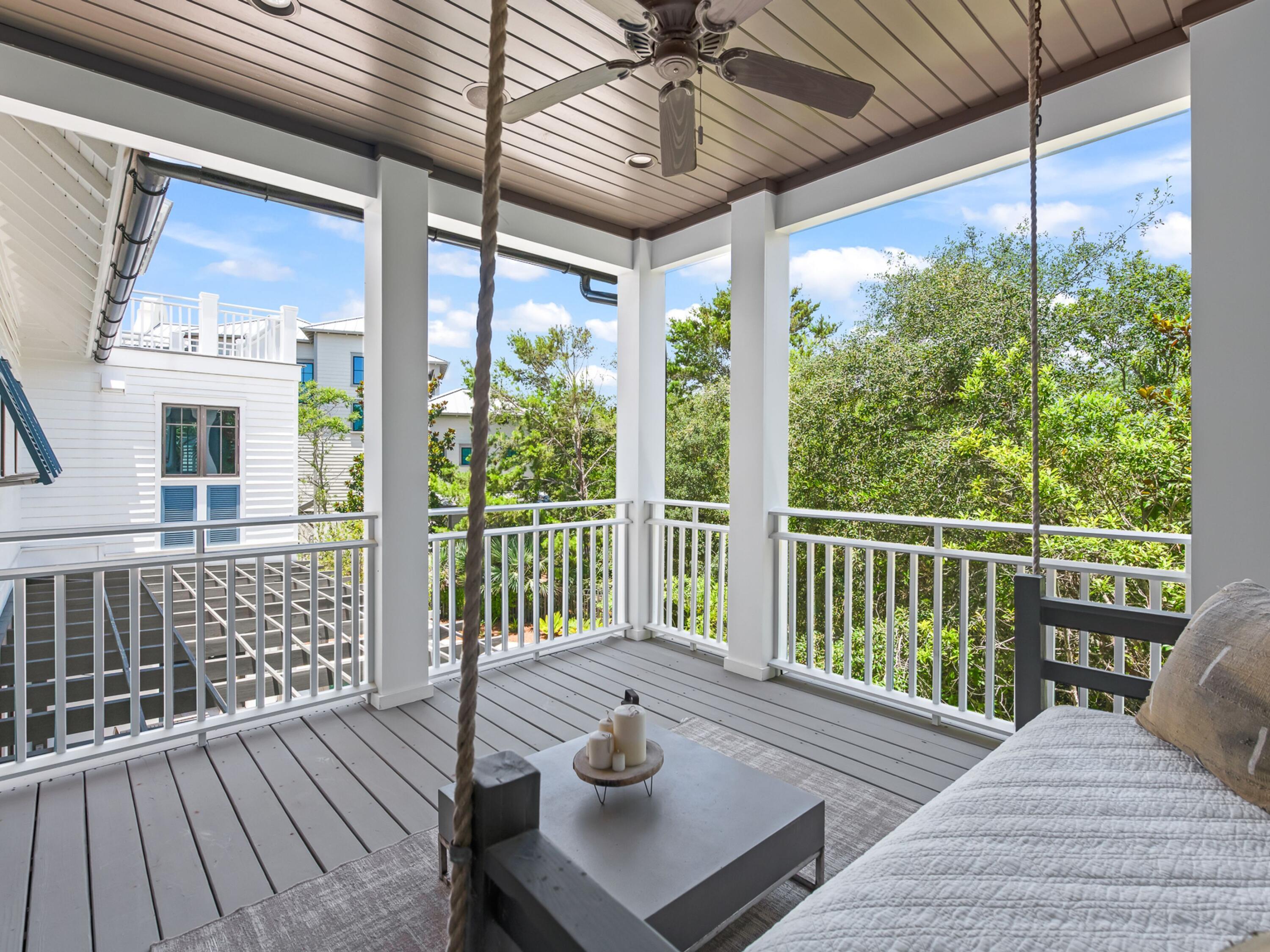 107 E Bermuda Drive