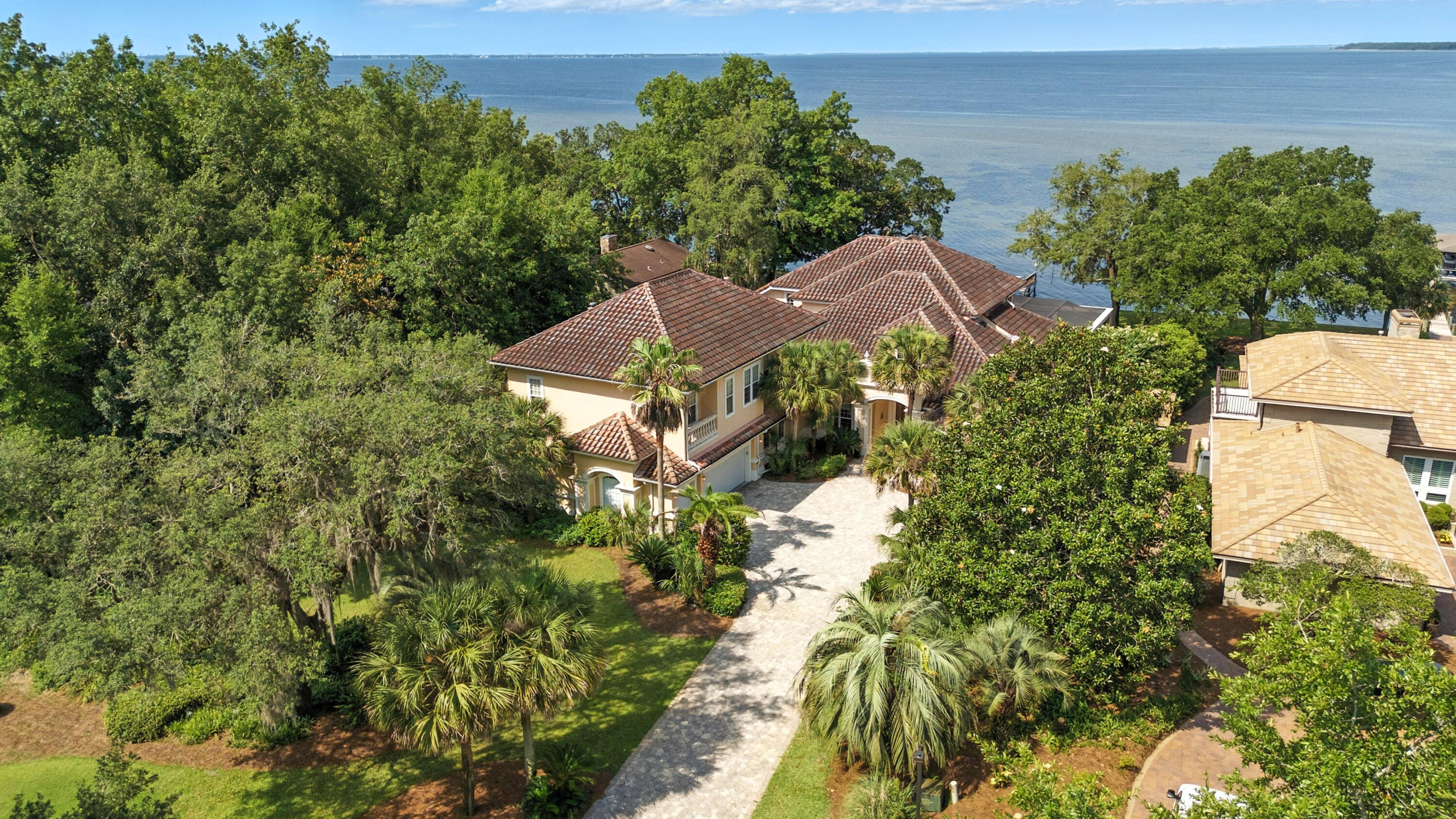 923 Lido Circle